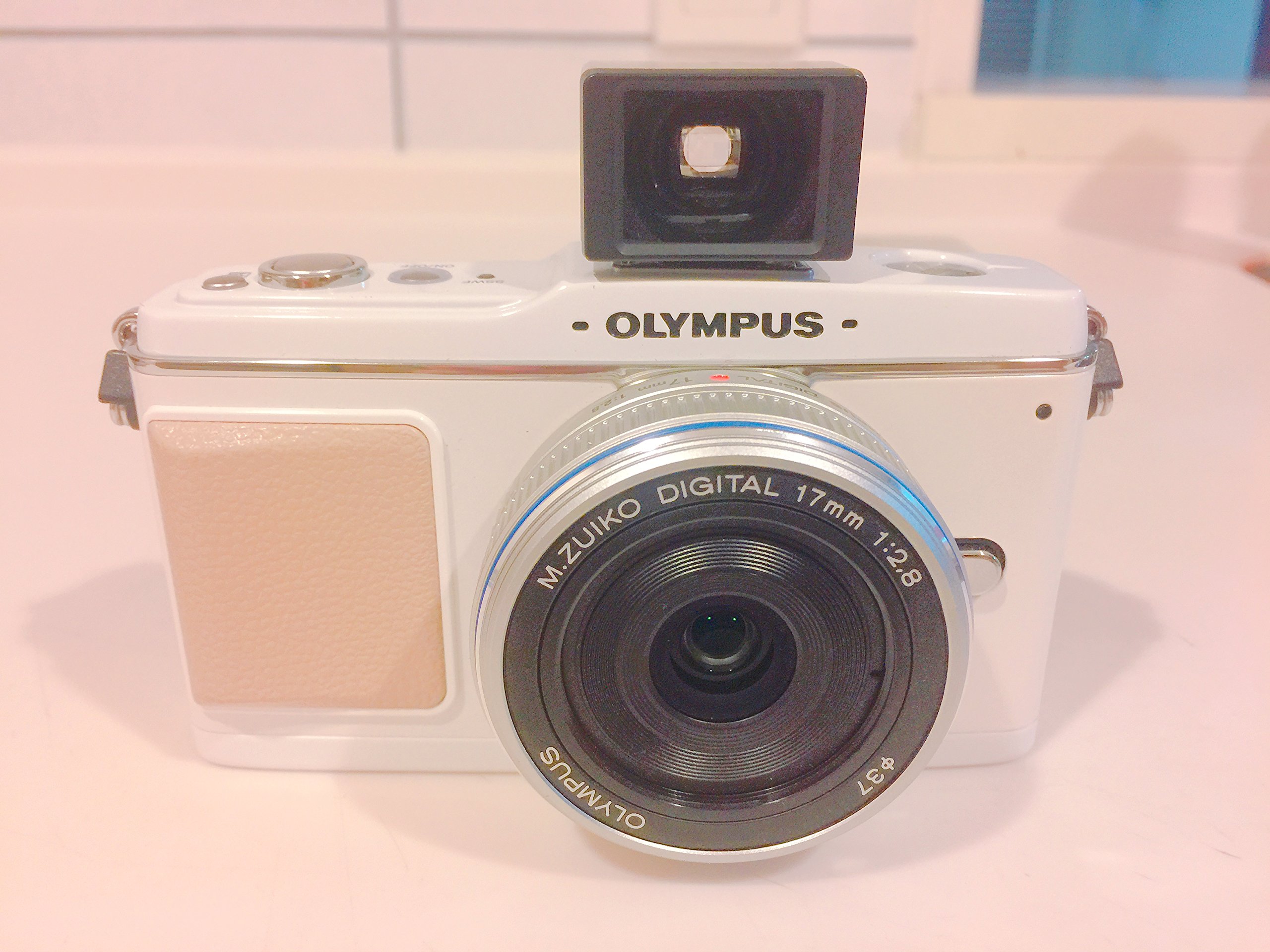 OLYMPUS - 【美品】OLYMPUS E-P1  ツインレンズキット ★17mm無し Amazon | OLYMPUS ミラーレス一眼 E-P1 ツインレンズキット