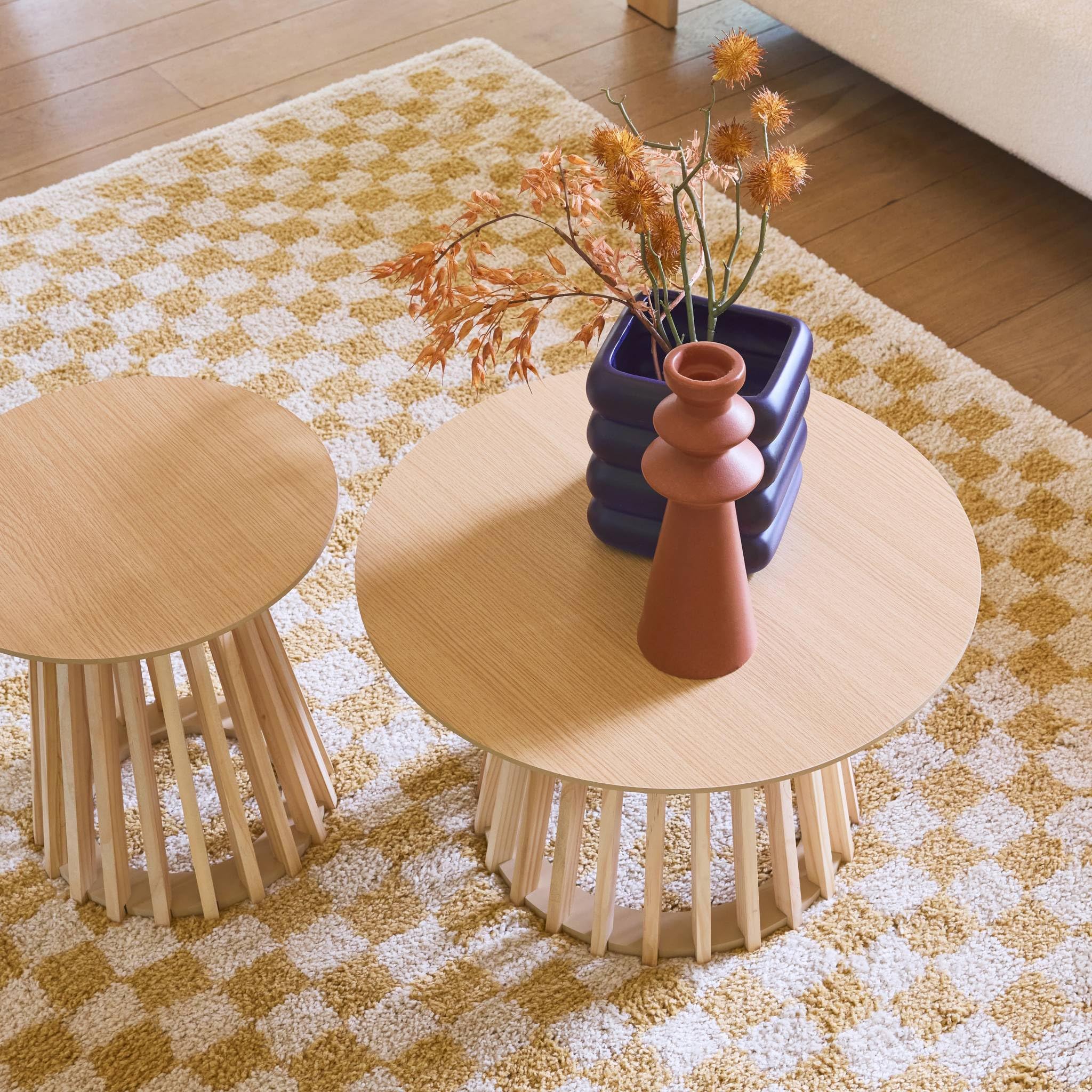 sweeek - Tapis intérieur Shaggy Poils Longs 160x230cm Damier Jaune Moutarde et crème