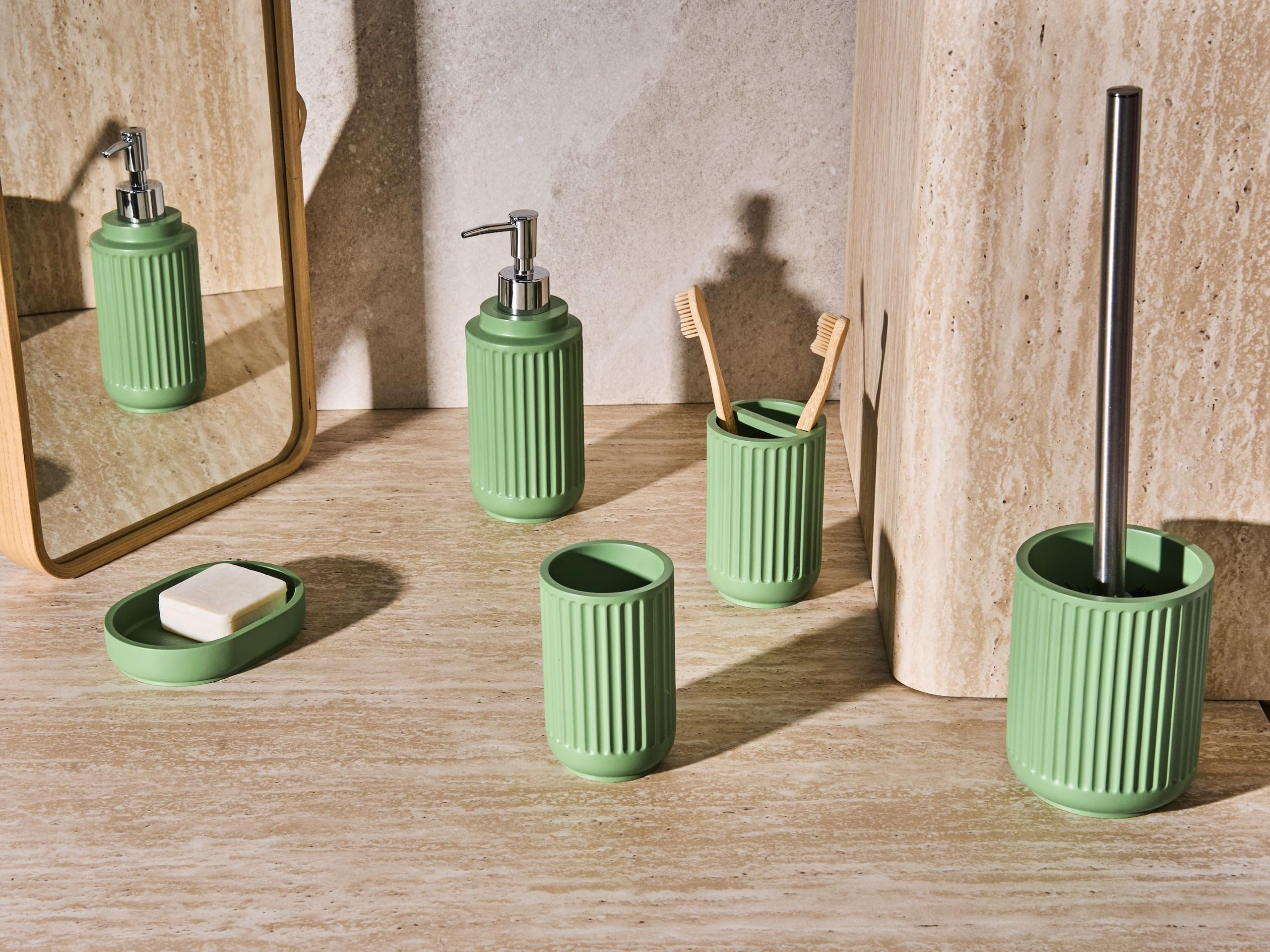 Conjunto de 5 Accesorios de baño jabonera dispensador de jabón escobilla de Inodoro Vaso Soporte para cepillos de Dientes Verde Huarmey