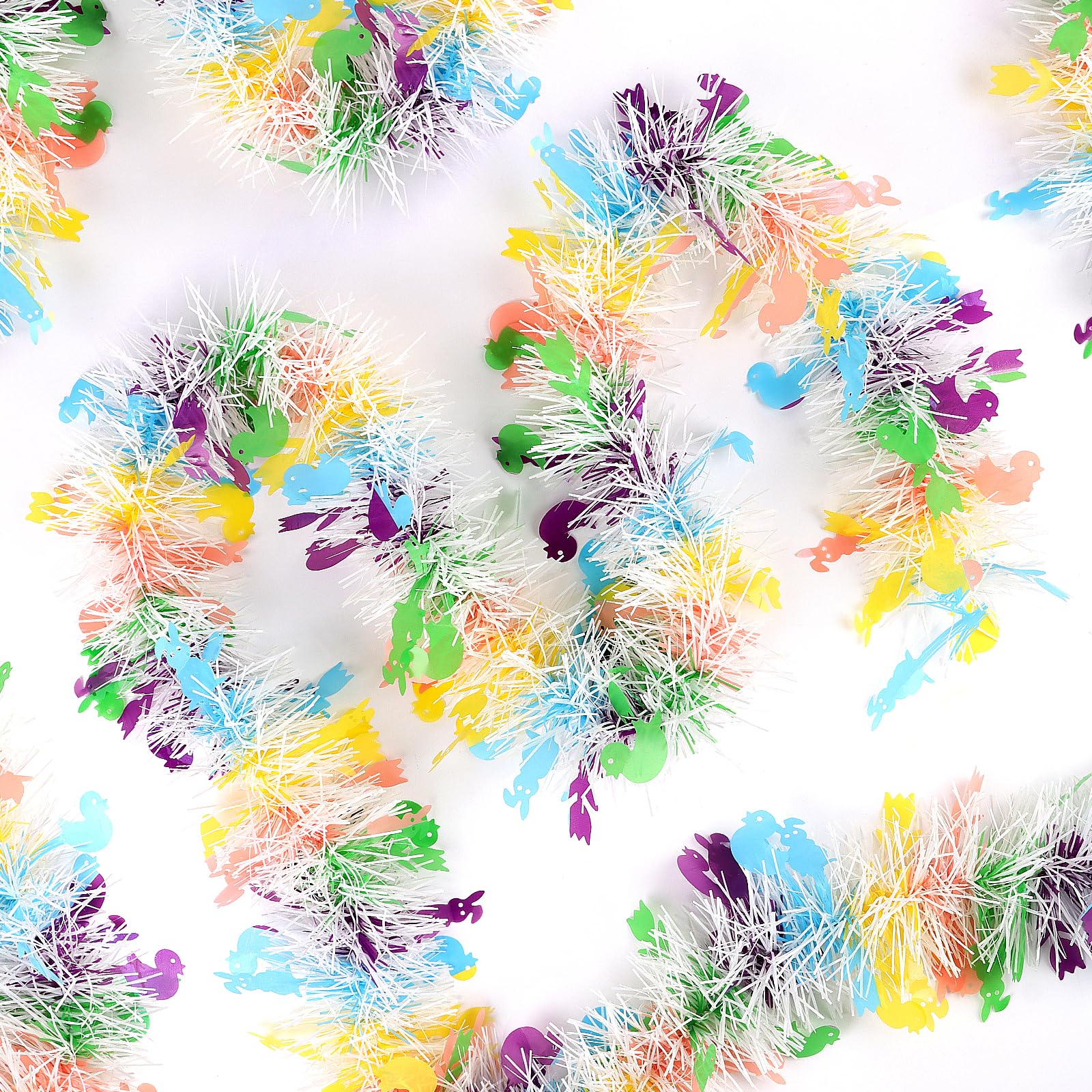 Guirnalda de oropel de Pascua con confeti de flores y pollito para colgar