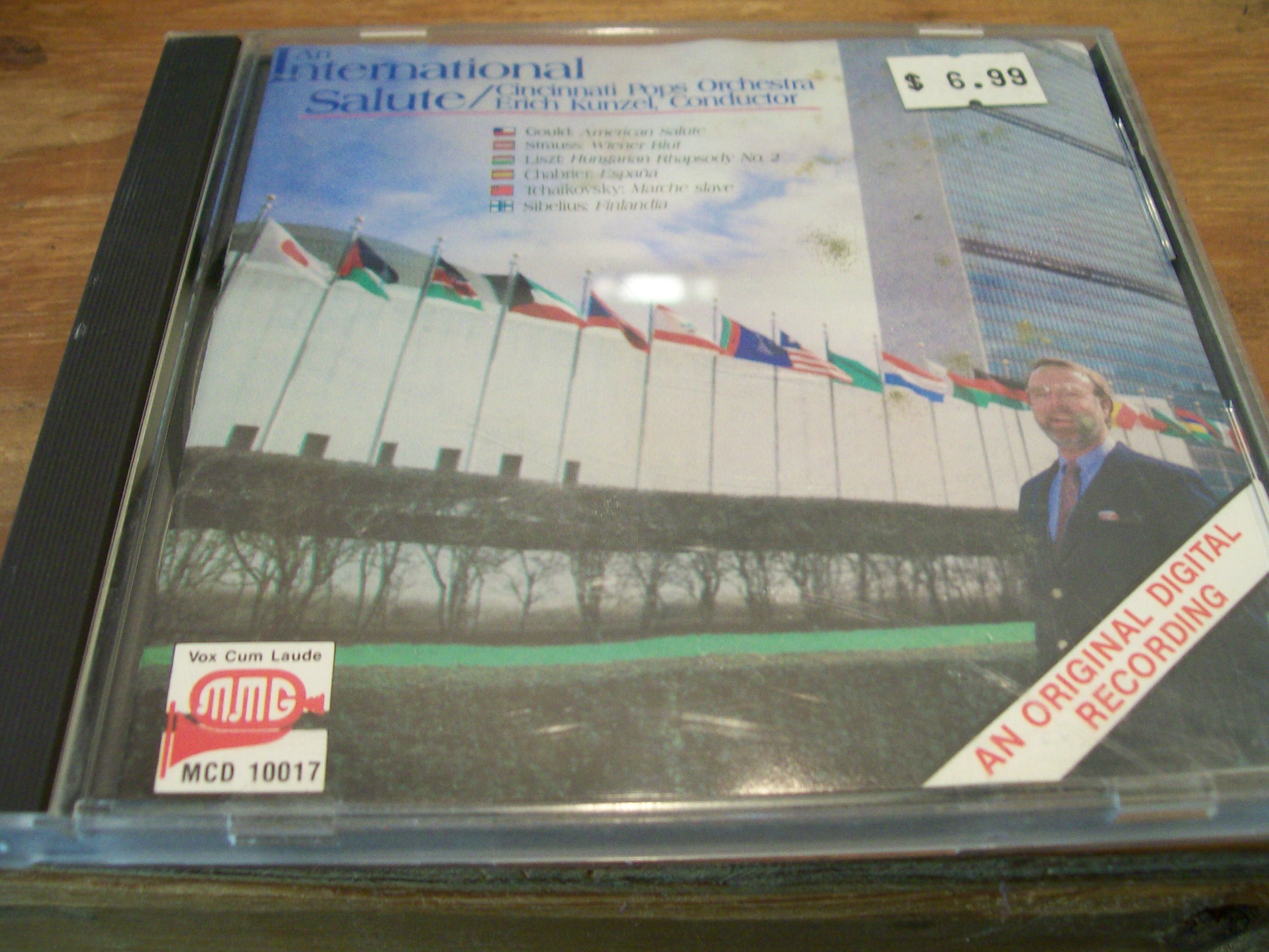 An International Salute [Audio CD]