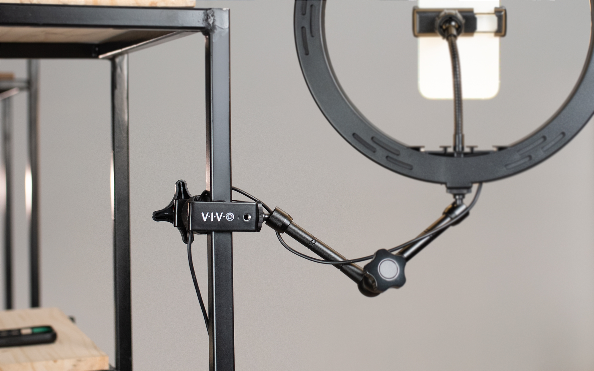 Mua VIVO Aluminum C-Clamp with 1/4 inch-20 and 3/8 inch-16 Female Mua VIVO Aluminum C-Clamp with 1/4 inch-20 and 3/8 inch-16 Female