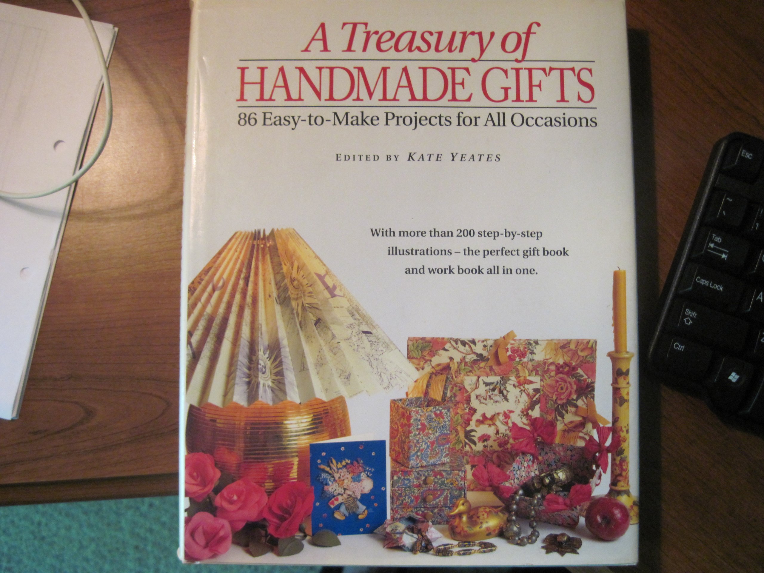 Buy A Treasury of Handmade Gifts — BookShops.in