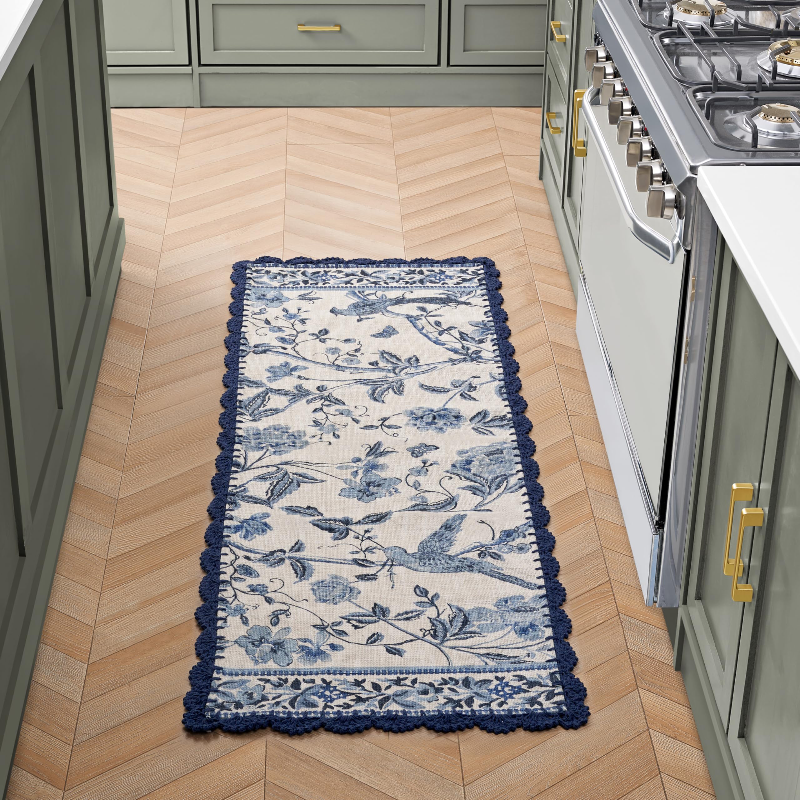 Amazon.com: Laura Ashley Cotton Crochet Border Summer Palace