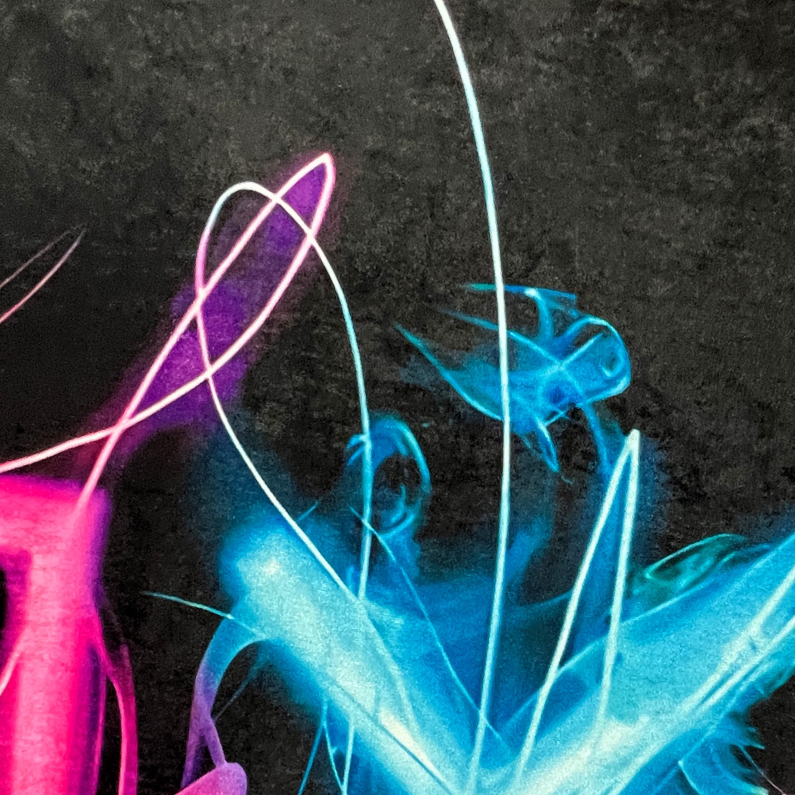 CARPETIA Gamingteppich Rund Neon-Symbole Schwarz Mehrfarbig Ø 160 cm | Samtig weich, rutschfest, bei 30 °C waschbar, pflegeleicht und schmutzabweisend, Neon-Symbole für Gaming- & Jugendzimmer