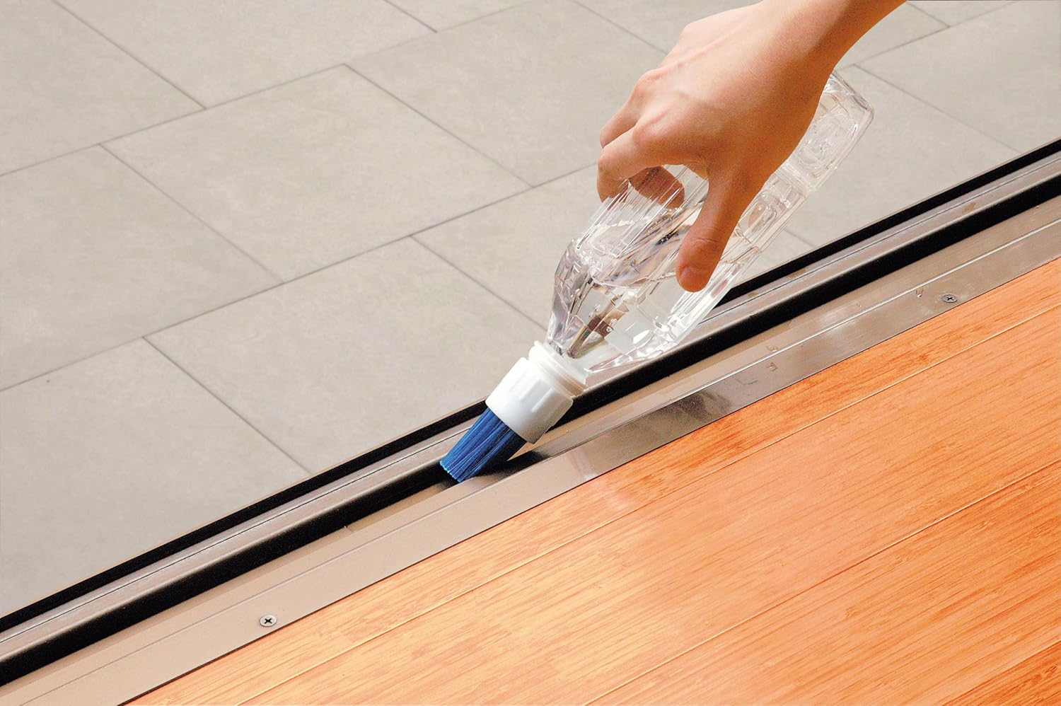 aiwa Plastic Bottle Brush