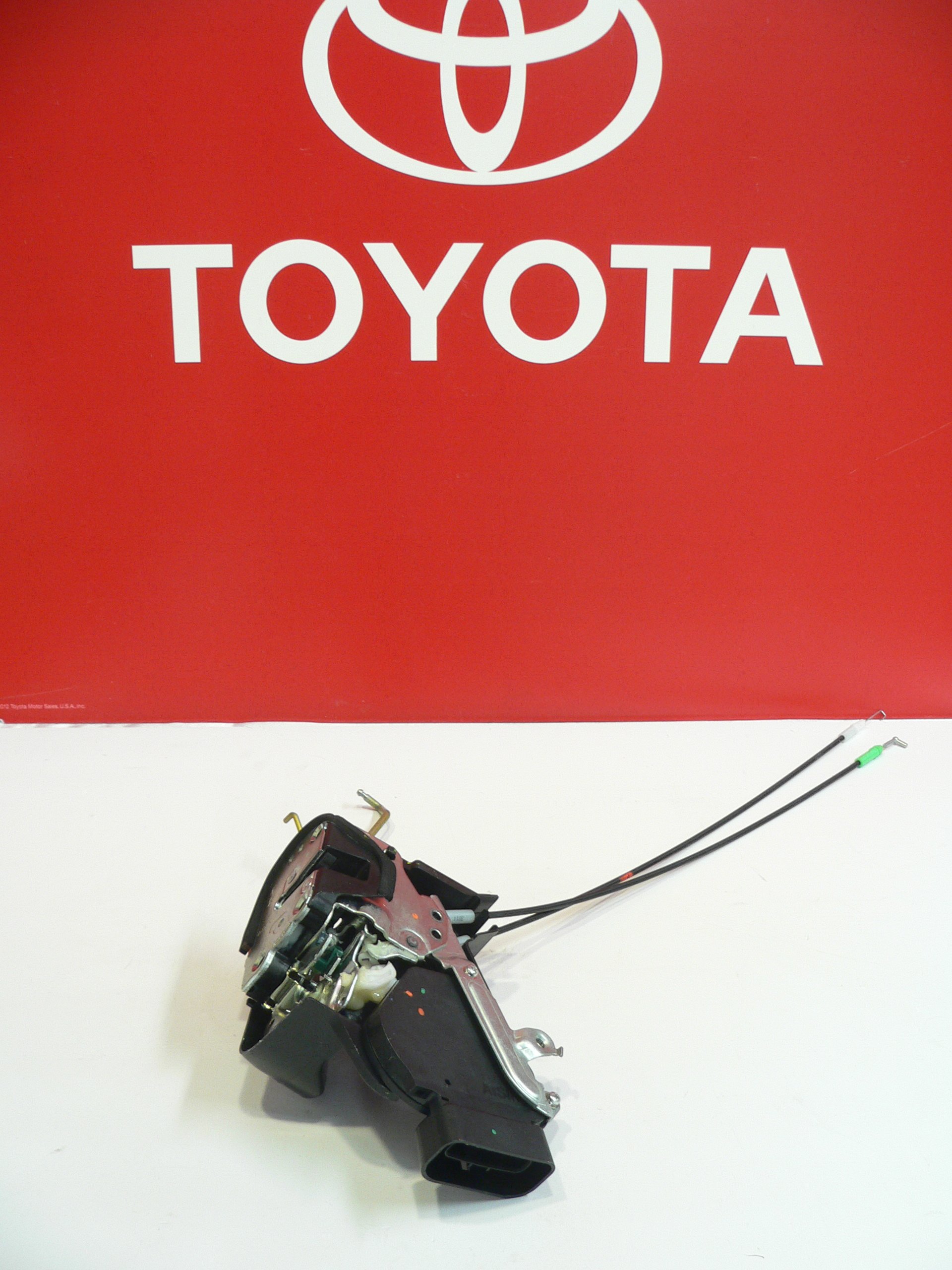 Amazon.com: Toyota Door Lock Asm - 69040-48060 : Automotive