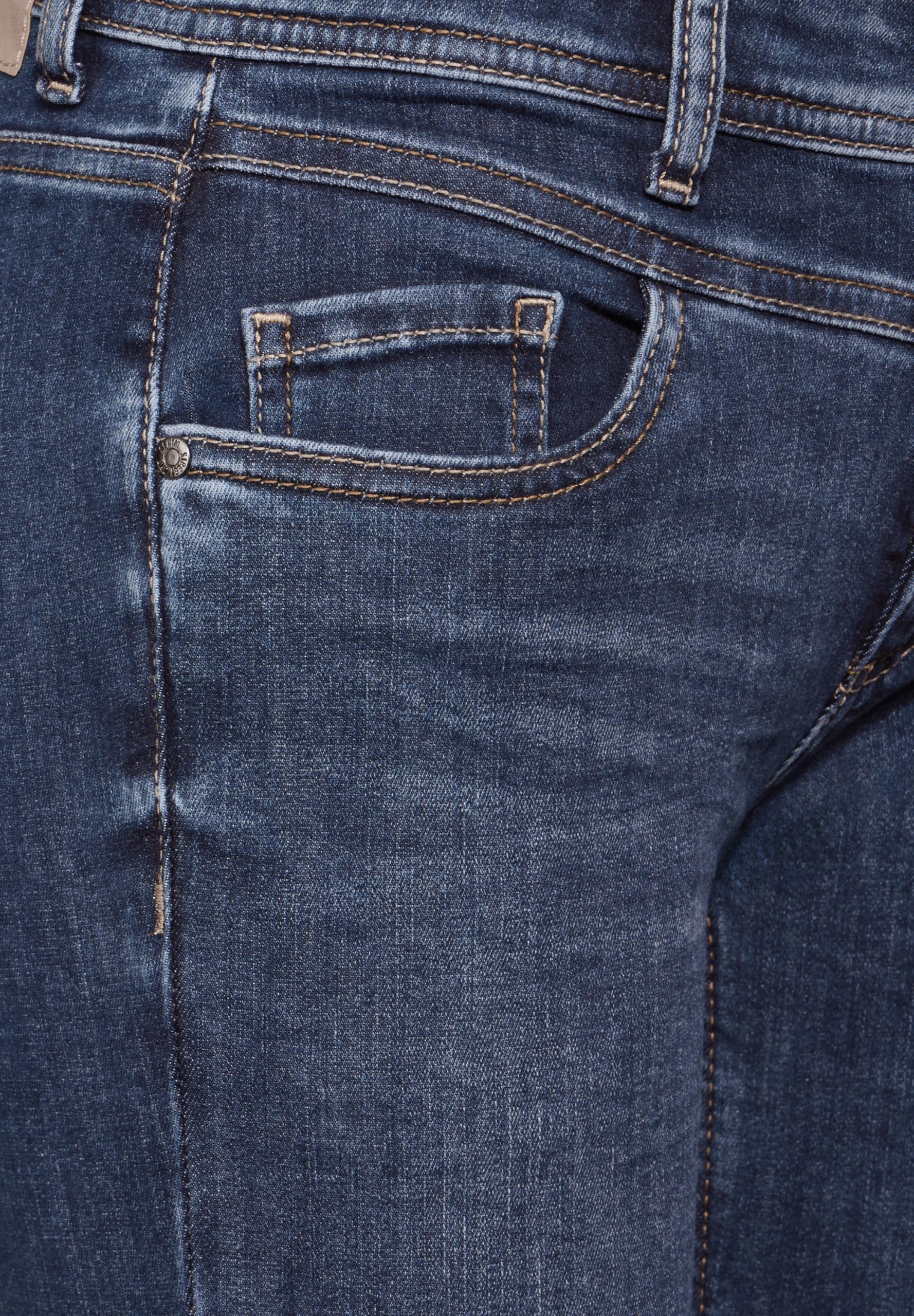 Street One Style Denim Jane 1-knopf 49_59 - Dżinsy o swobodnym kroju Kobiety