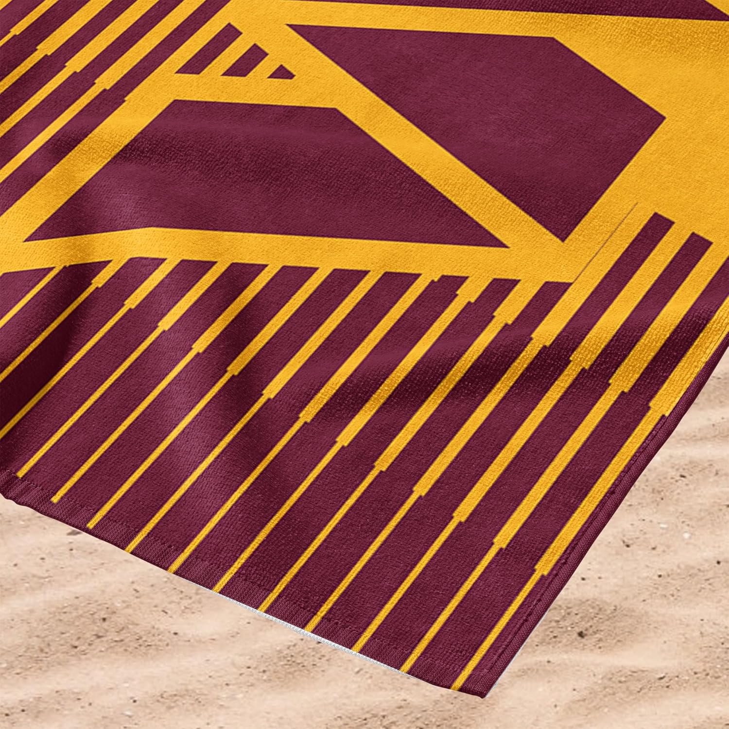 Northwest Washington Commanders NFL Progression Jacquard Beach Towel 36 x 72 Inches - Image 5