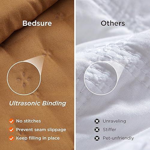 Miniatura 5 de Bedsure - Juego de colcha tamaño Queenmatrimonial, ultrasónico suave, diseño de trébol, colcha ligera para todas las estaciones (incluye 1 colcha, 2