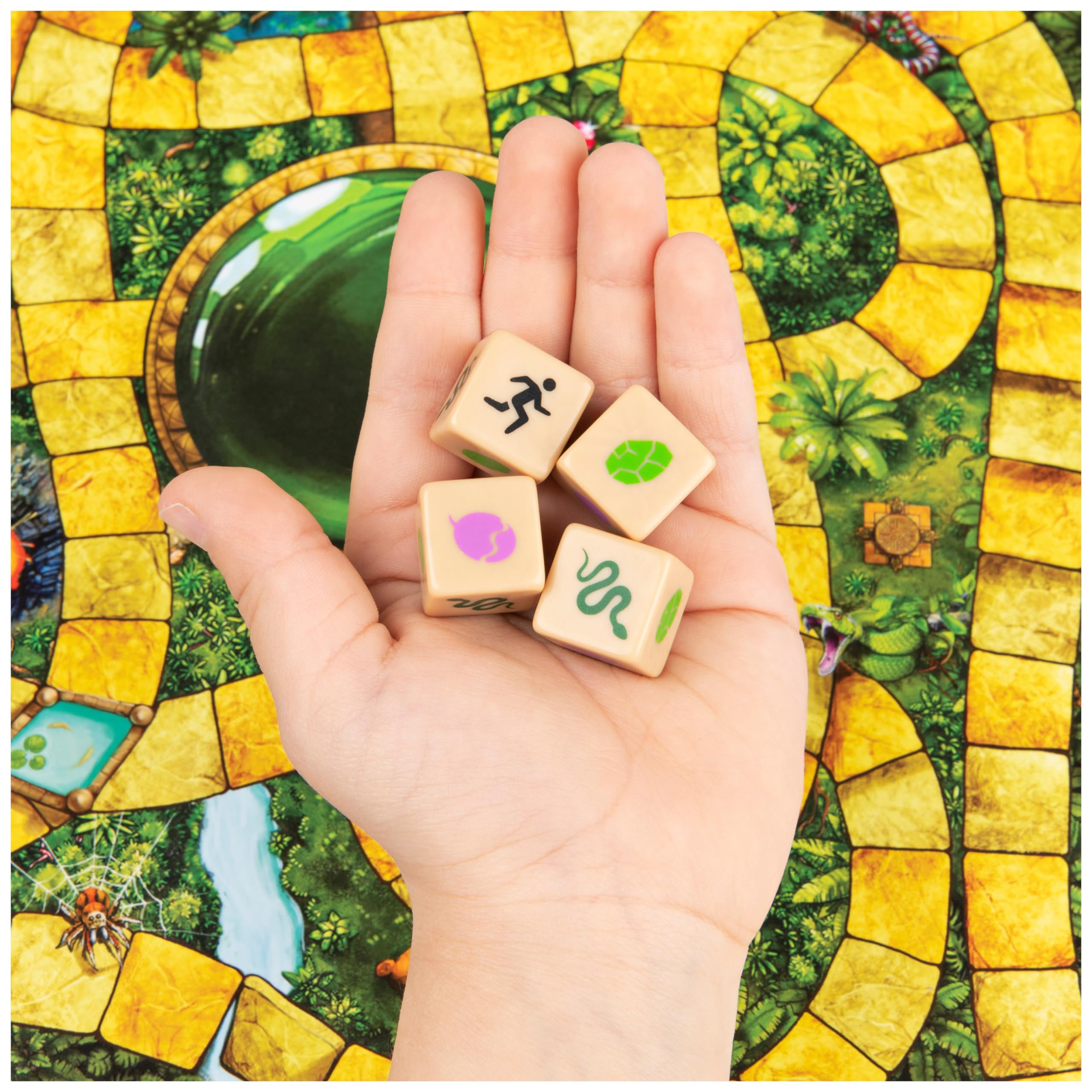 Spin Master Games - Jeu Jumanji avec Plateau Bois Retro - Jeu de Société Famille avec Nombreux Défis - Ambiance du Film Jumanji - Version Française - Jouet Enfant 8 Ans Et +