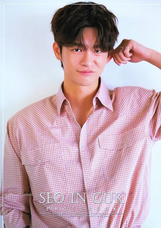 Amazon Co Jp ソ イングク Seo Inguk グッズ 写真集 Premium Photo Book 大型写真集 ホビー