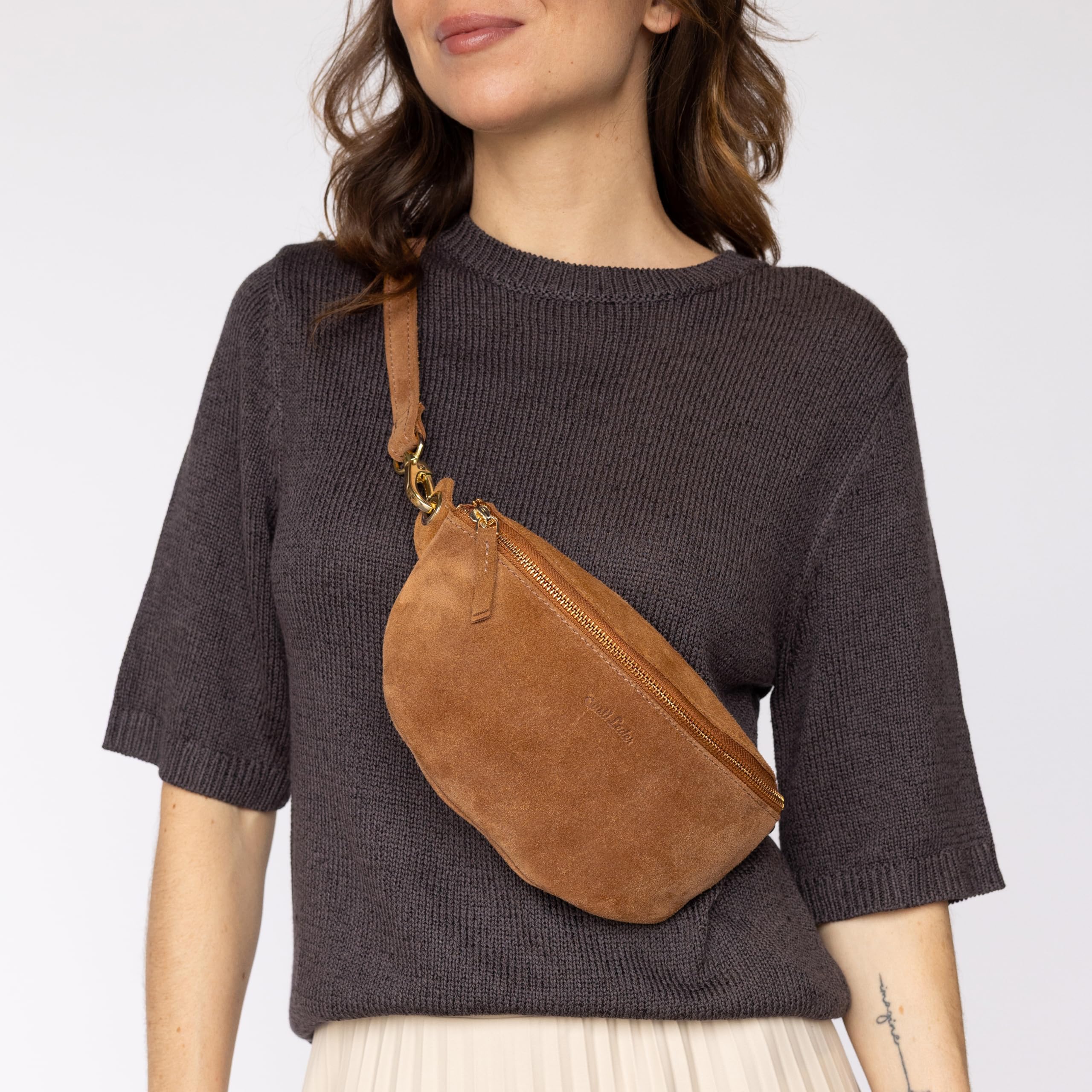 Gusti Leder Bauchtasche Rosamonde - Bauchtasche mit AirTag-Fach und verstellbarem Tragegurt
