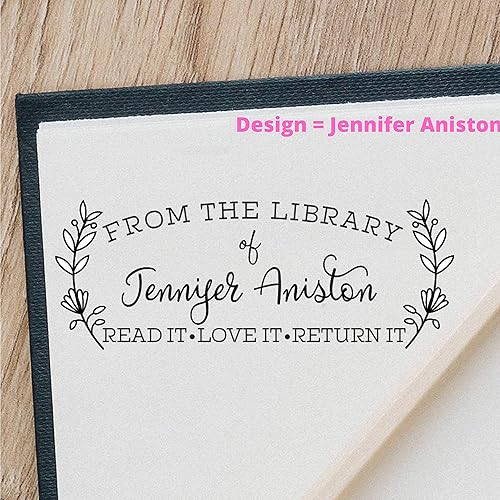 Miniatura 9 de De The Library of Book Stamp Este pertenece a un sello personalizado autoentintado o mango de madera, nombre personalizado para profesor de