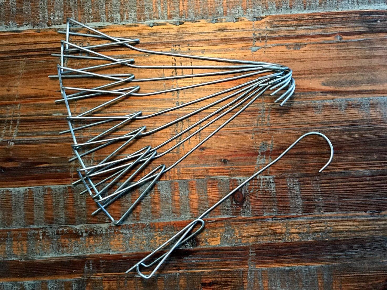 12 Inch Single Clip-on Galvanized Steel Clay Pot Hanger for Orchids and Household Plants (10)