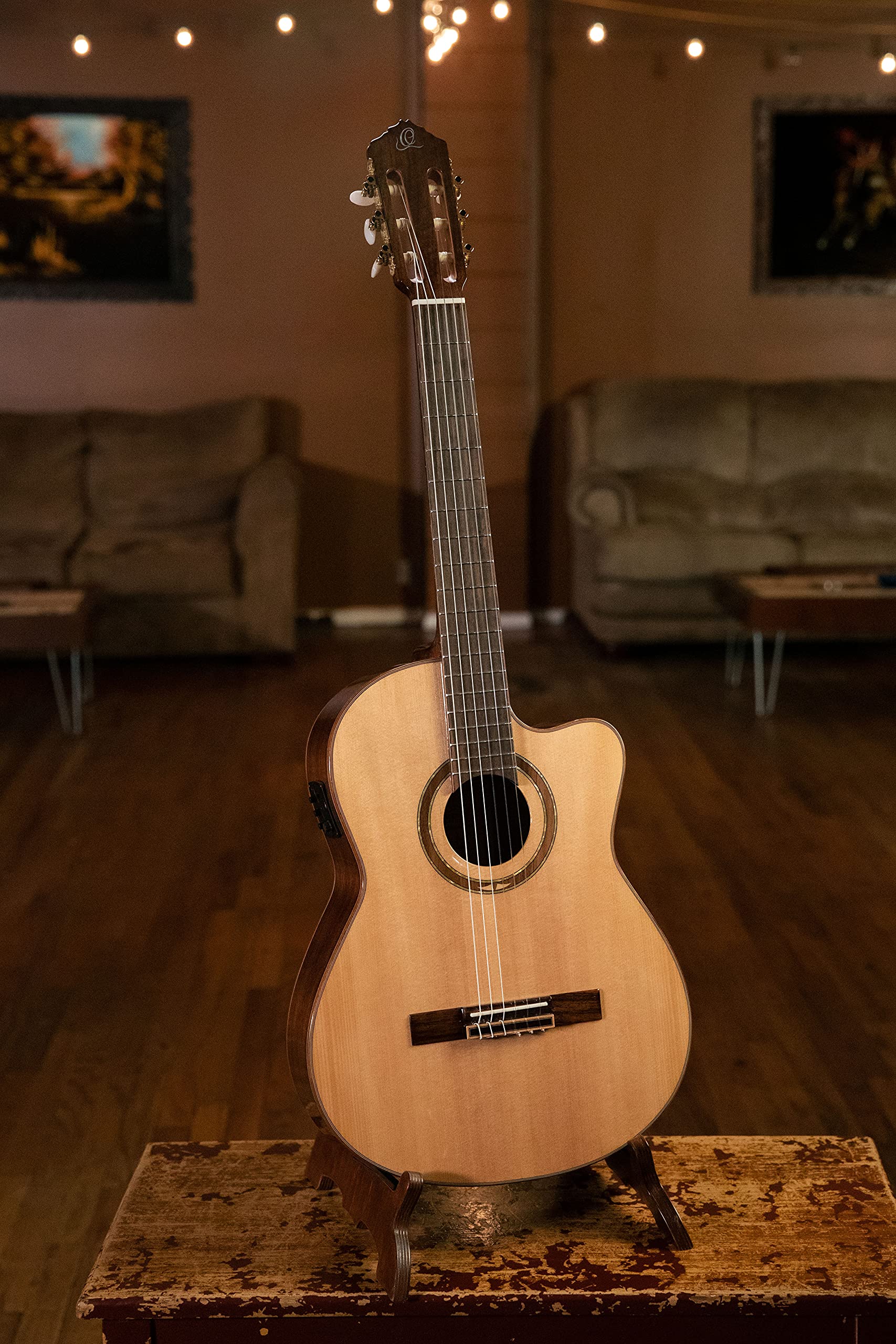 Ortega Guitars Performer Series Chitarra Acustica-Elettrica, con Corde in Nylon, 4/4M Manico Medio, con Borsa, Walmut