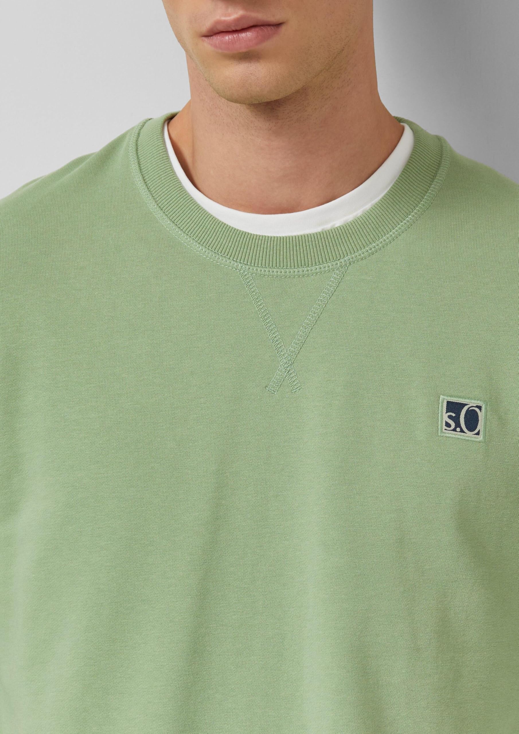 s.Oliver 2169152 Herren-Sweatshirt mit Rundhalsausschnitt, 1 Stück
