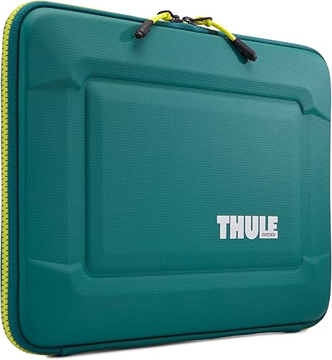 thule gauntlet macbook air