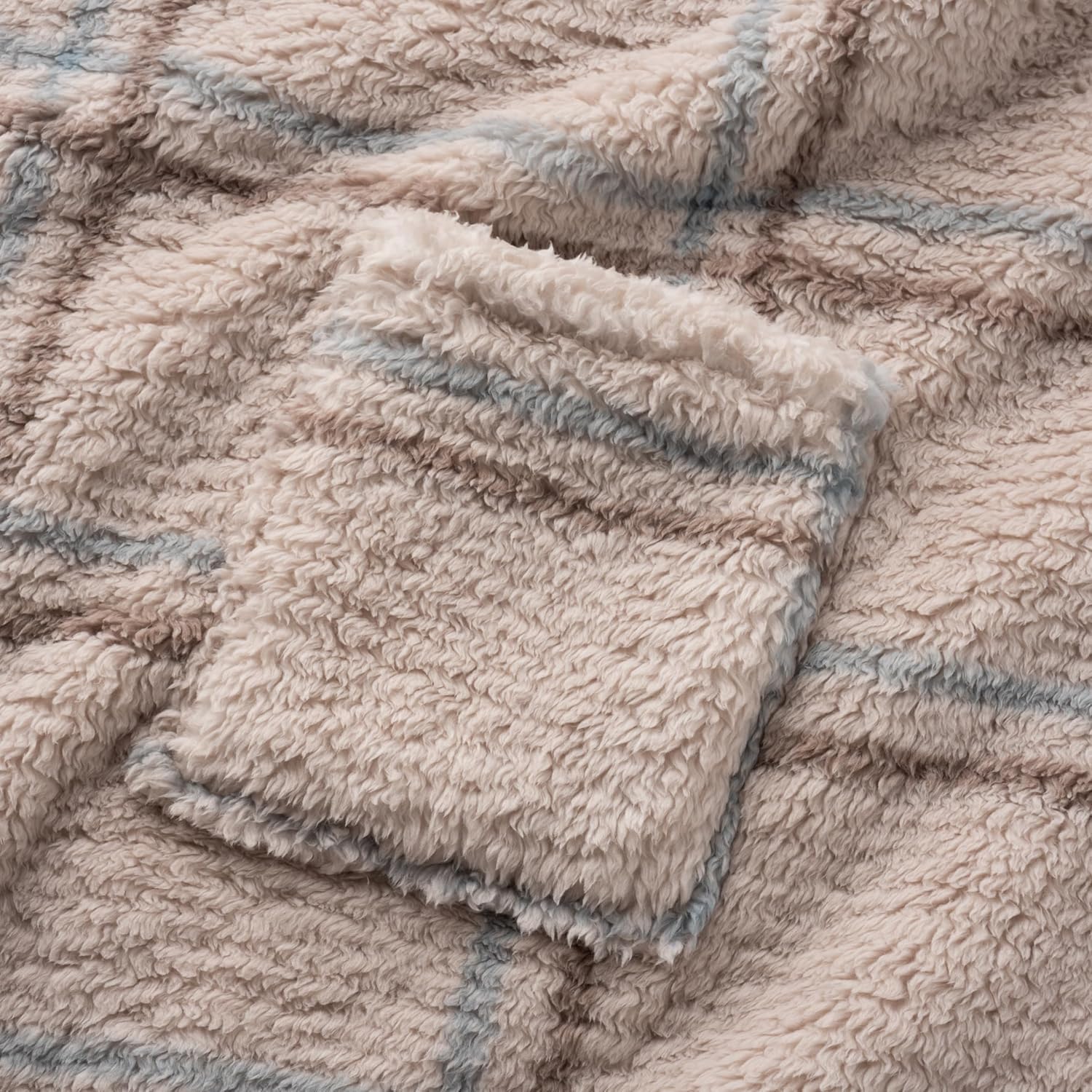 Berkshire Blanket Double Sided Sherpa Wearable Blanket,Warm Cozy Shawl with Pockets Plush Cape Wrap - Image 6