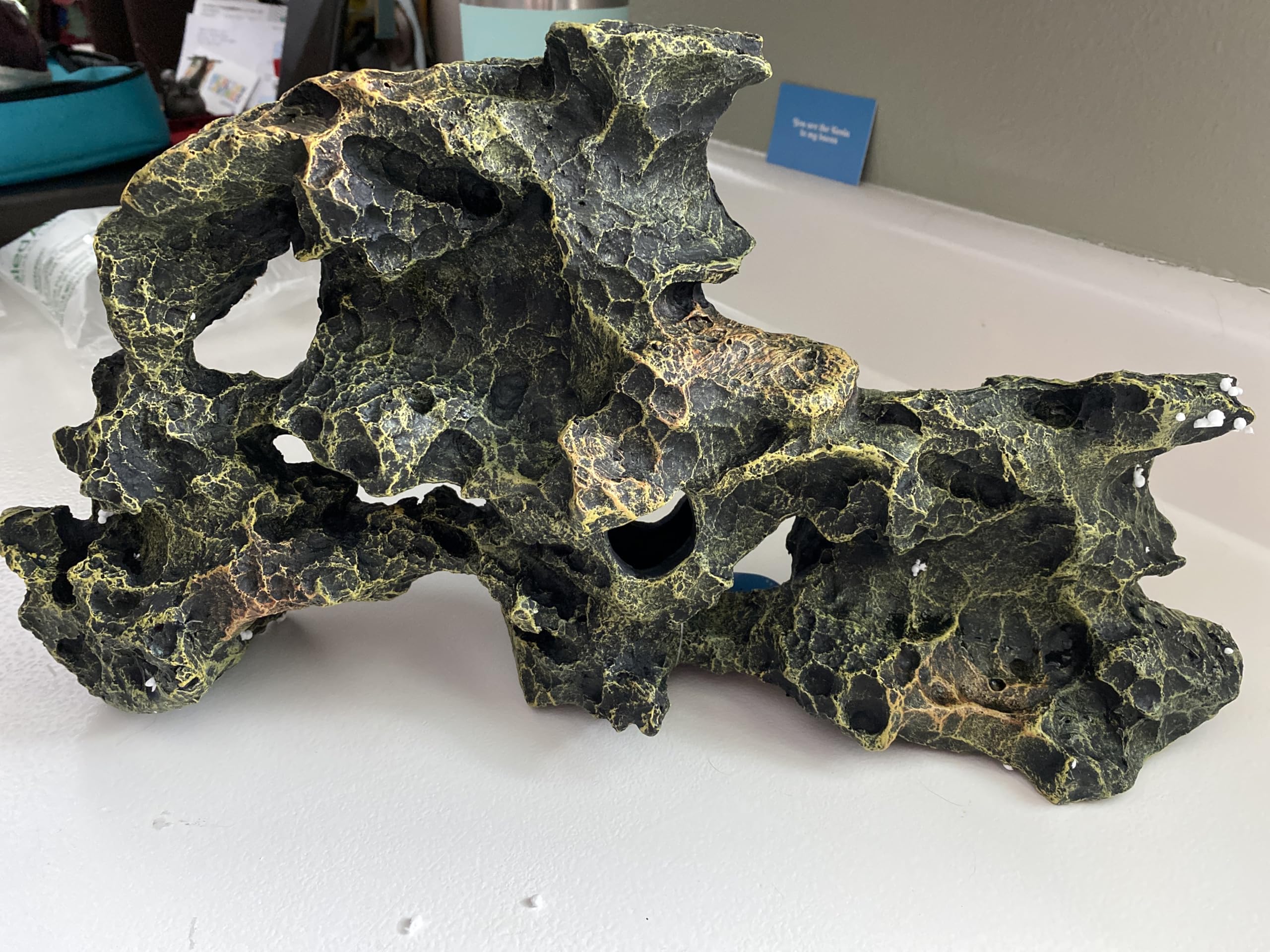 Large Rock Formation Artificial Aquarium Aquascape & Fish Tank Decoration Ornament 42cm Long, Fish, Reptile & Turtle Safe Polyresin | Resin Aquascape Rock Ledge