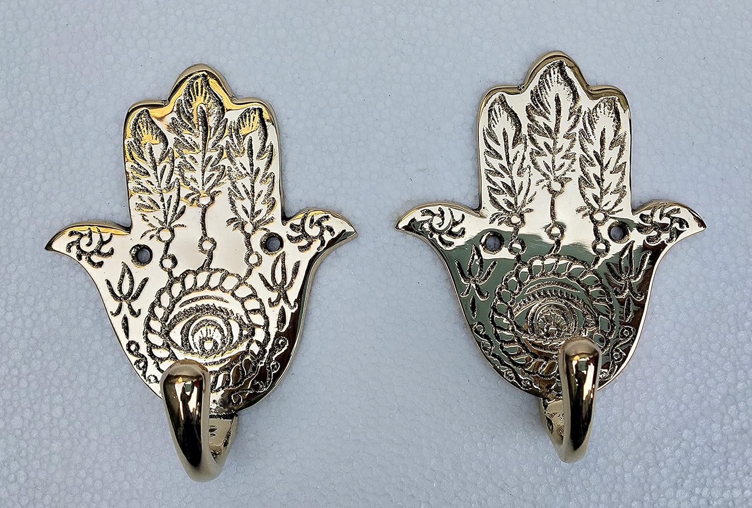 Brass Hamsa Wall Hook Set of 2 Pcs Decorative Wall Mount Hooks – 11 cm Sculptural Coat Hanging Hooks for Home, Office, and Restaurant Décor – Stylish and Functional Wall Sculpture