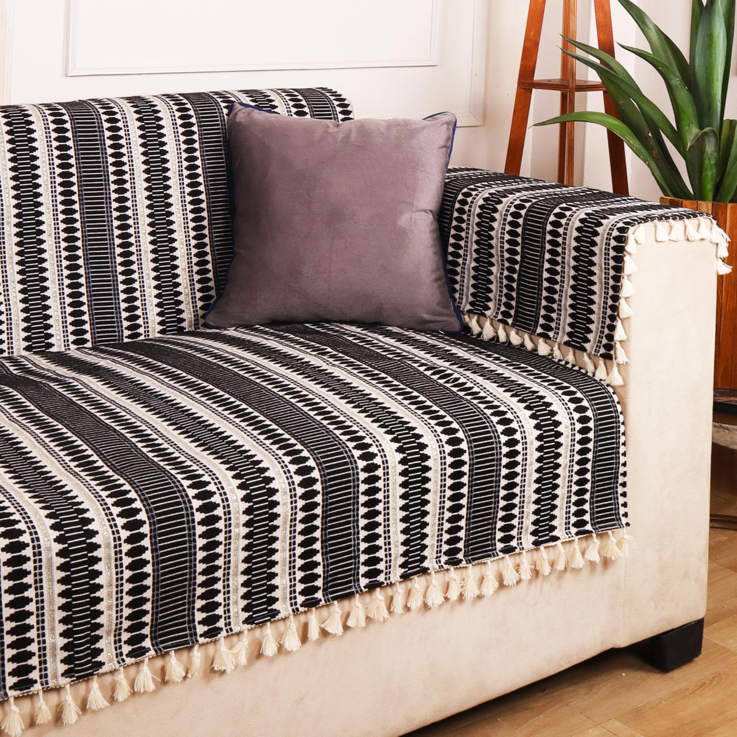STITCHNEST Woven 1 Seater Sofa Protector with 2 Hand Rest Covers – Black & White Stripe Design – Washable Fabric with Tassels – Stylish Sofa Cover for Modern Living Room & Furniture Décor