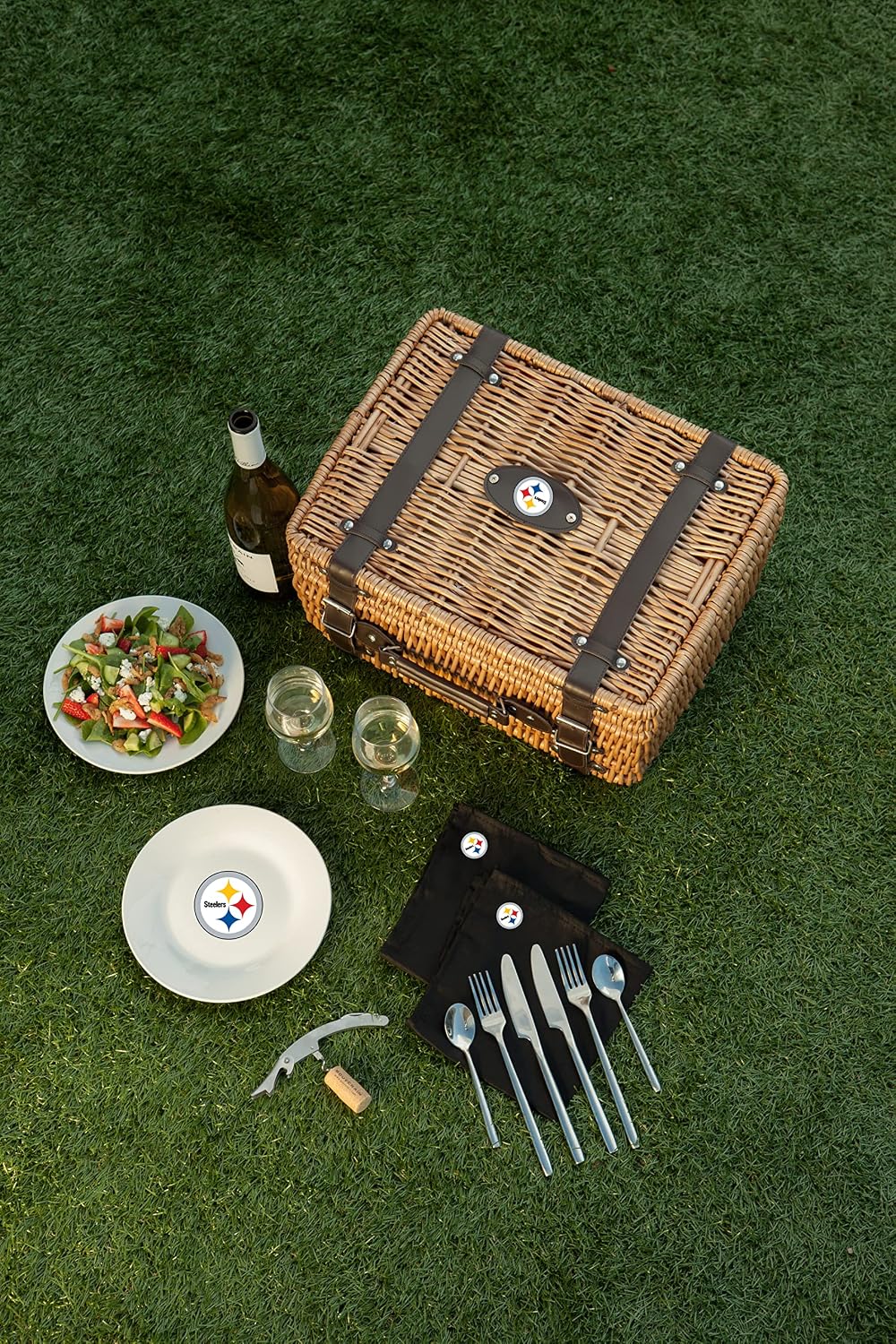 PICNIC TIME NFL Champion Picnic Basket for 2, Wicker Picnic Basket, 2 Person Picnic Set, (Black with Brown Accents)