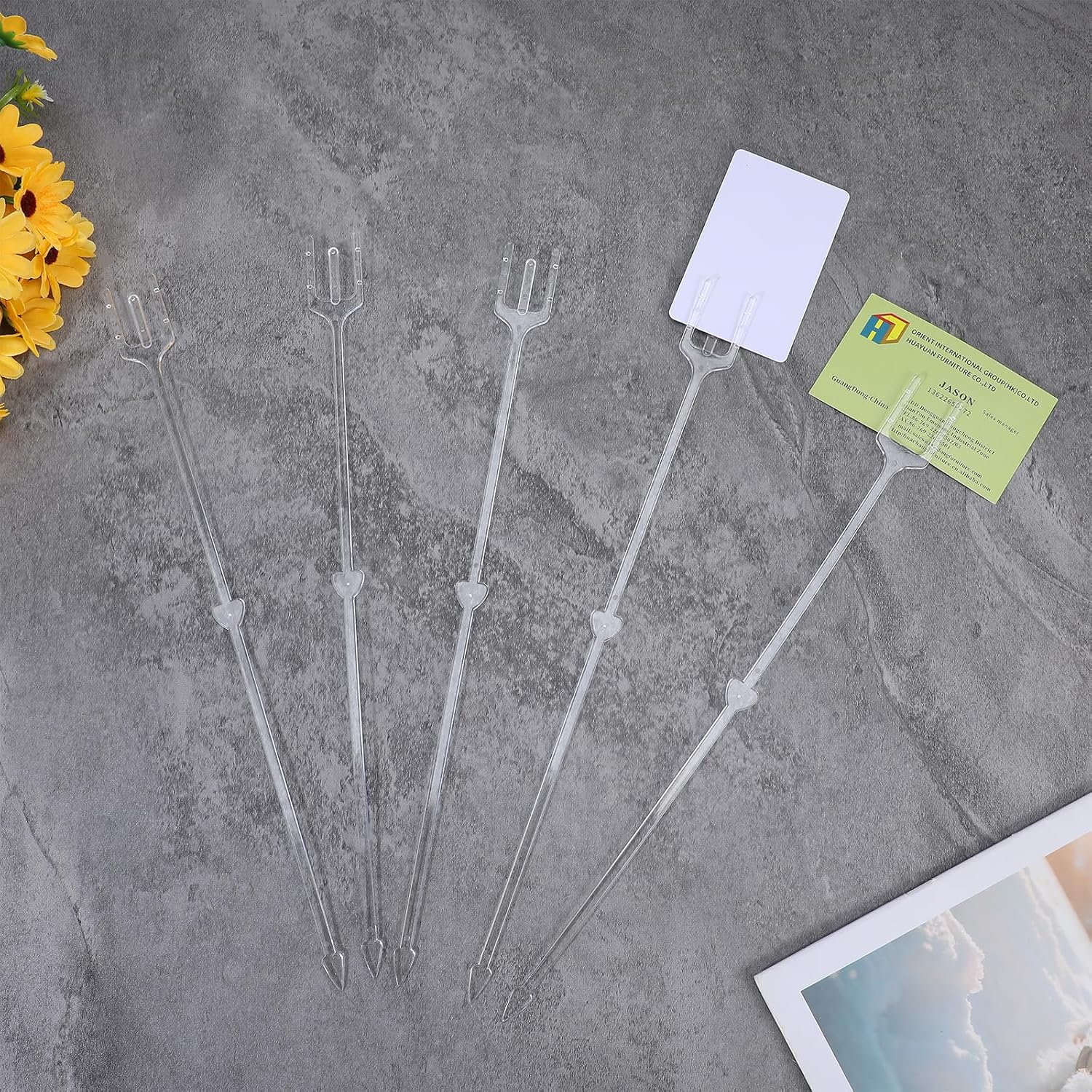 Afcabakila 320Pcs Floral Card Holder Picks 12.2'' Plastic Straight Head Floral Photo Sticks Clear Fork Shaped Flower Place Card Holders for Bouquet Arrangement Mother's Day Wedding Birthday Party