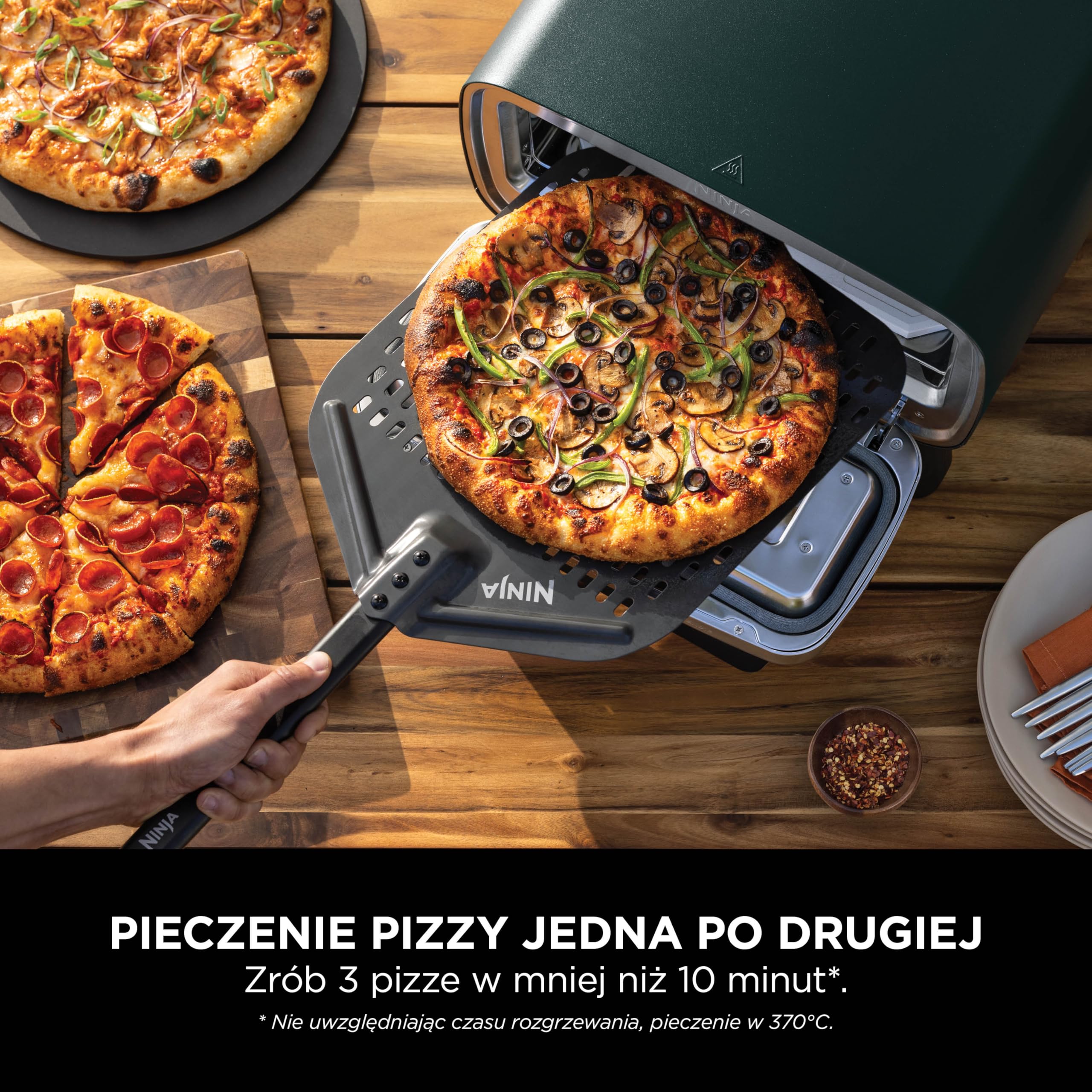 Ninja Artisan elektryczny zewnętrzny piec do pizzy i frytkownica beztłuszczowa z 4 funkcjami gotowania, deska do serwowania, nóż, kamień do pizzy 30 cm, łopata, blacha i kosz, zielony MO201AMZEU