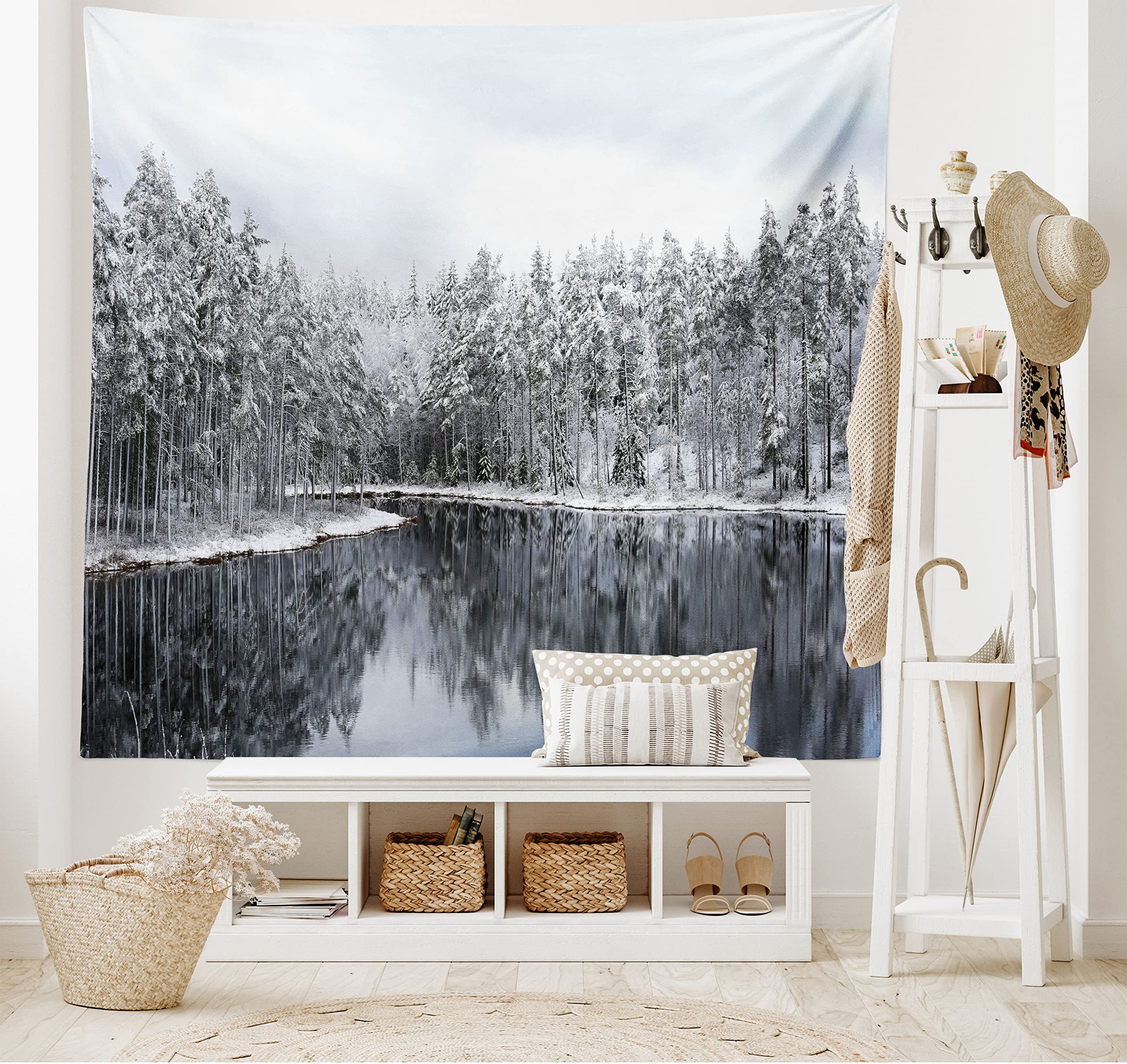 Tapisserie Forêt Enneigée - 230x180 Cm - Tissu Polyester Impression HD - Bleu Clair - Décoration Murale Salon/chambre
