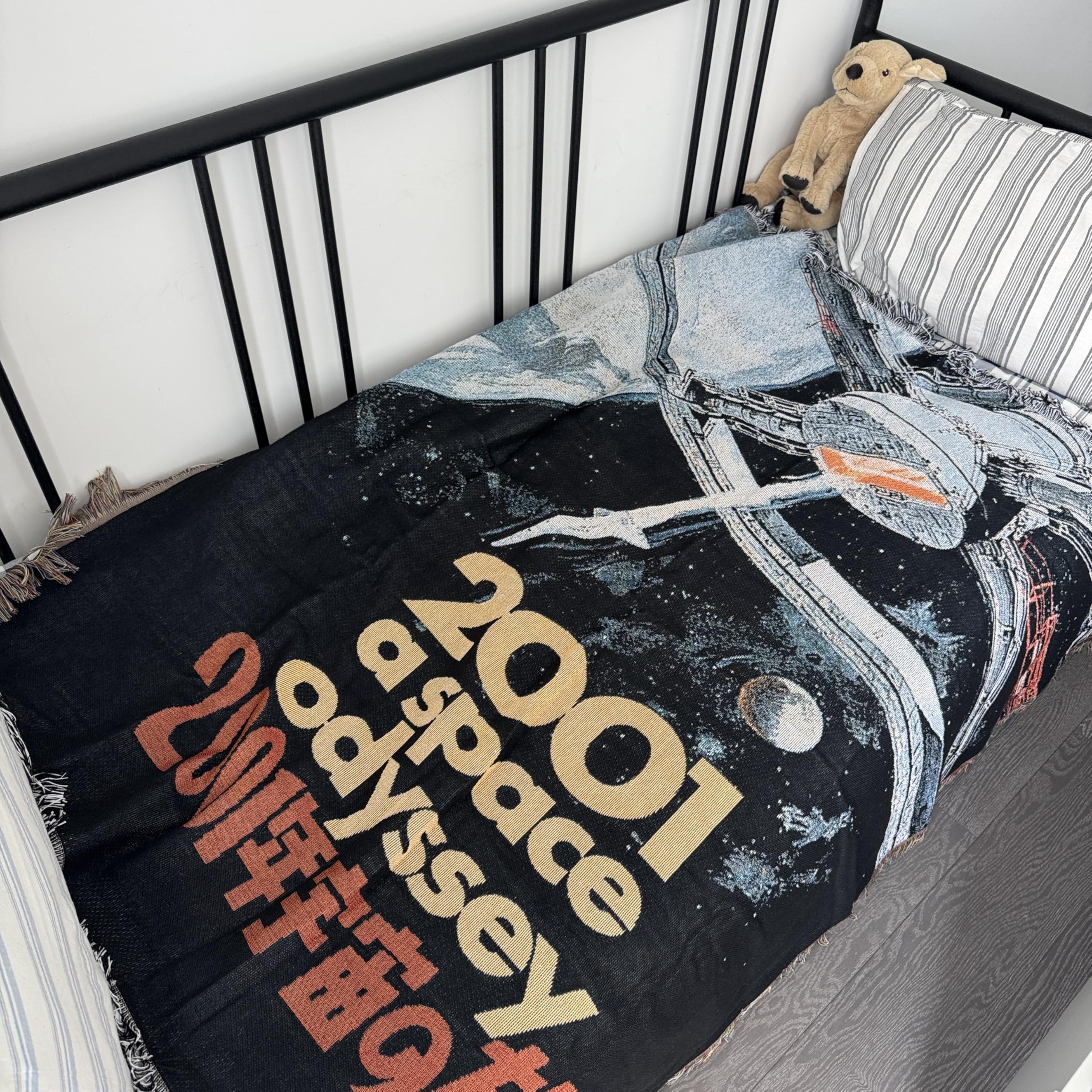 Amazon｜2001年宇宙の旅 映画 ブランケットラグ 130X160cm｜ソファ