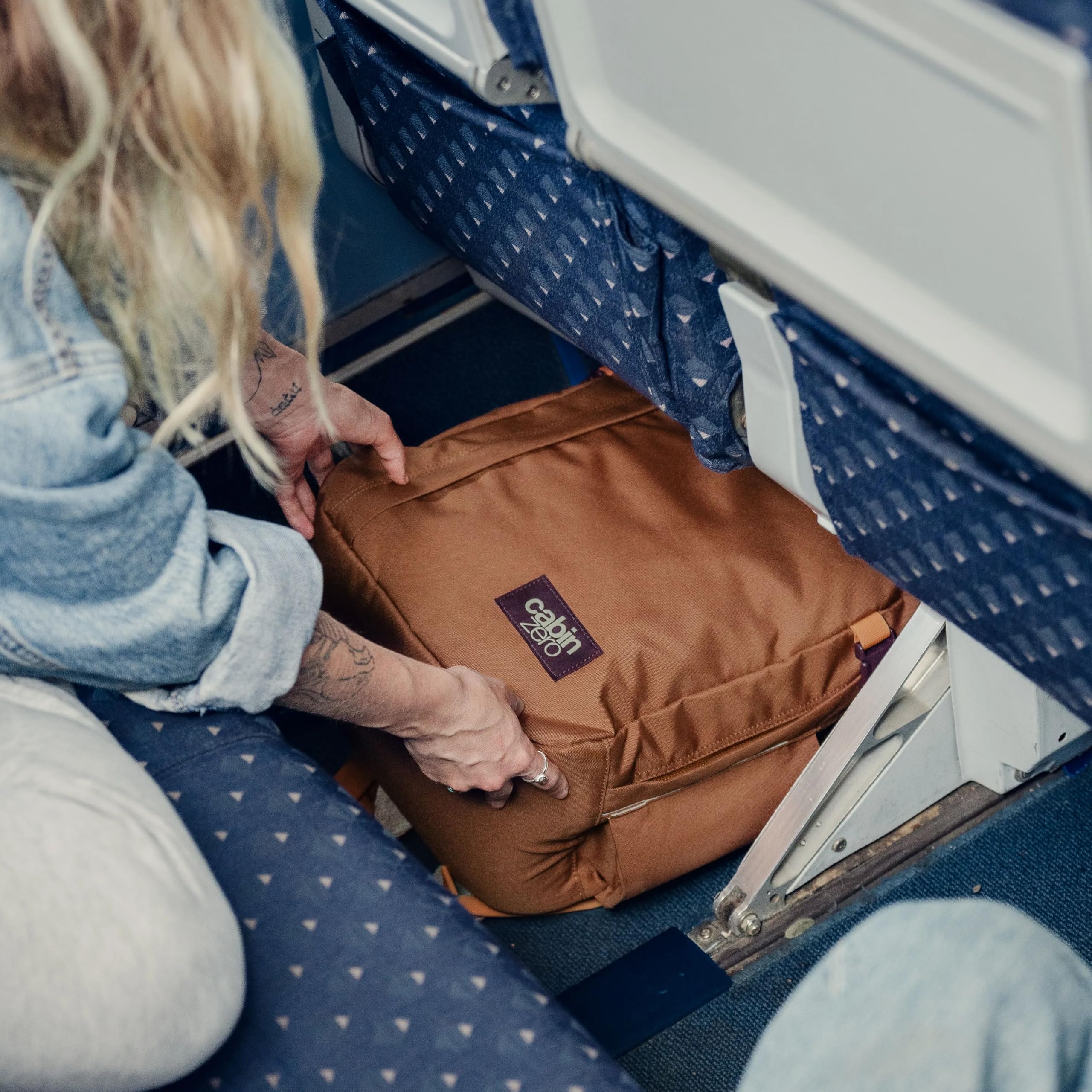 Cabinzero - Cabinzero 'Classic 28l Tech' Ultra Light Cabin Bag With Luggage Trackers., Zaino Unisex - Adulto