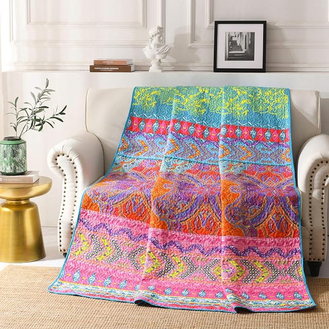 Qucover Quilted Bedspreads Single Bohemian Pink and Blue Striped Quilted Throw, Lightweight Soft Microfiber Single Bedspread Quilted Blanket 150 x 200 cm