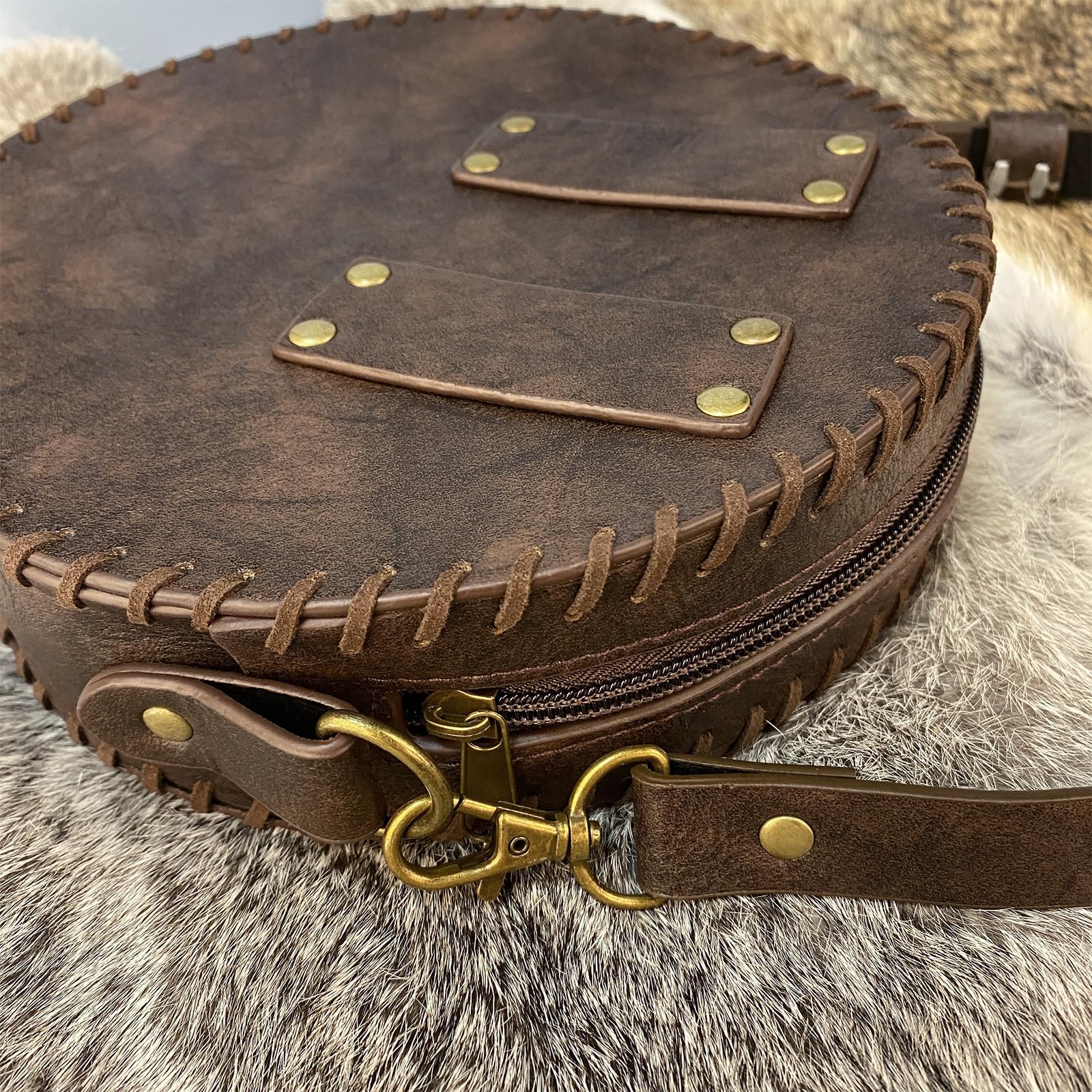 HiiFeuer Sac à bandoulière gaufré Viking, Nordique Sac à ceinture en faux cuir Sacoche, Sac à bandoulière portable pour cosplay médiéval (Marron A)