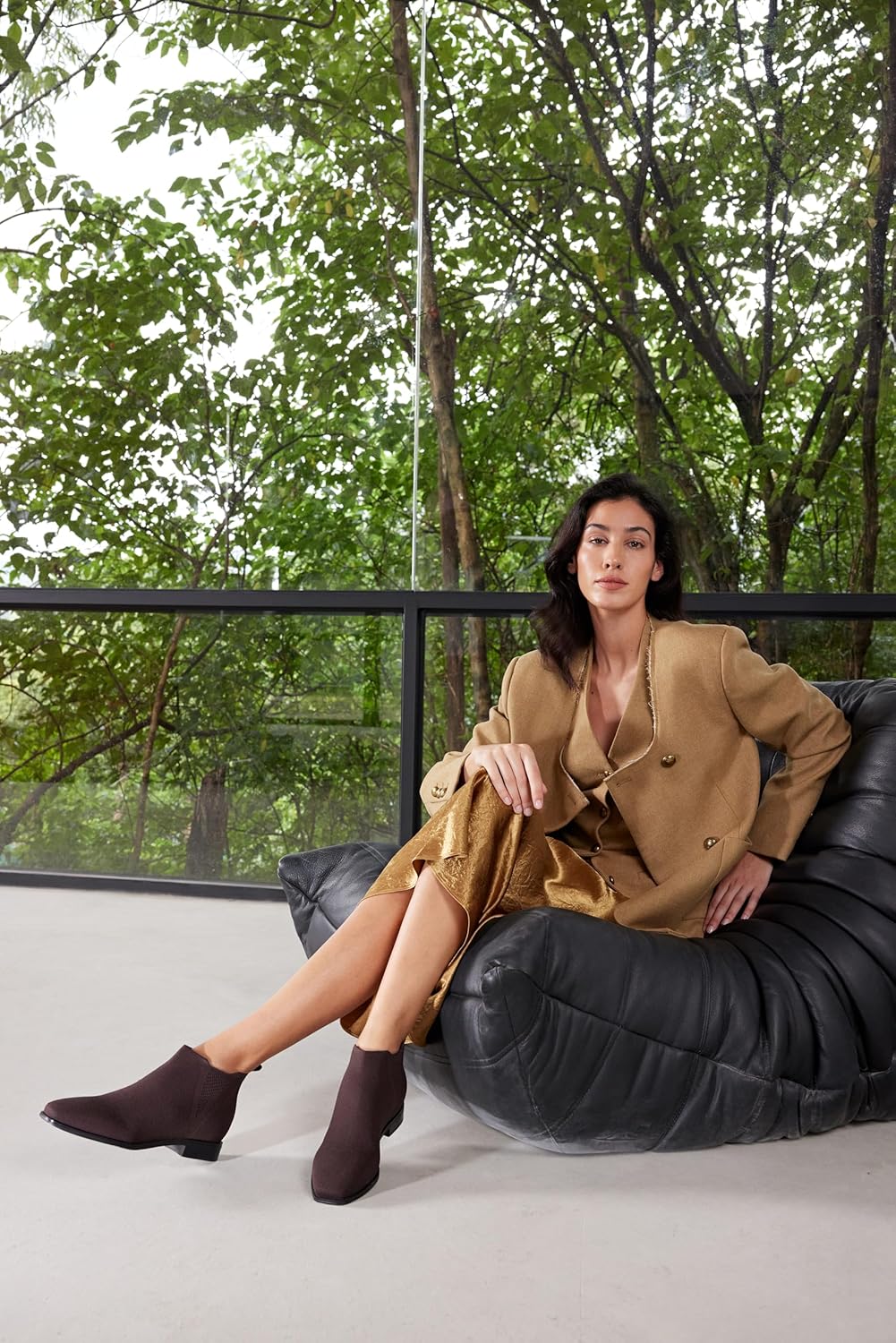 VIVAIA Ryan Slip-On Chelsea Boots for Women, Square Toe Ankle Boots, Water Repellent Comfortable Low Heel Booties for Daily Outfit - Image 2