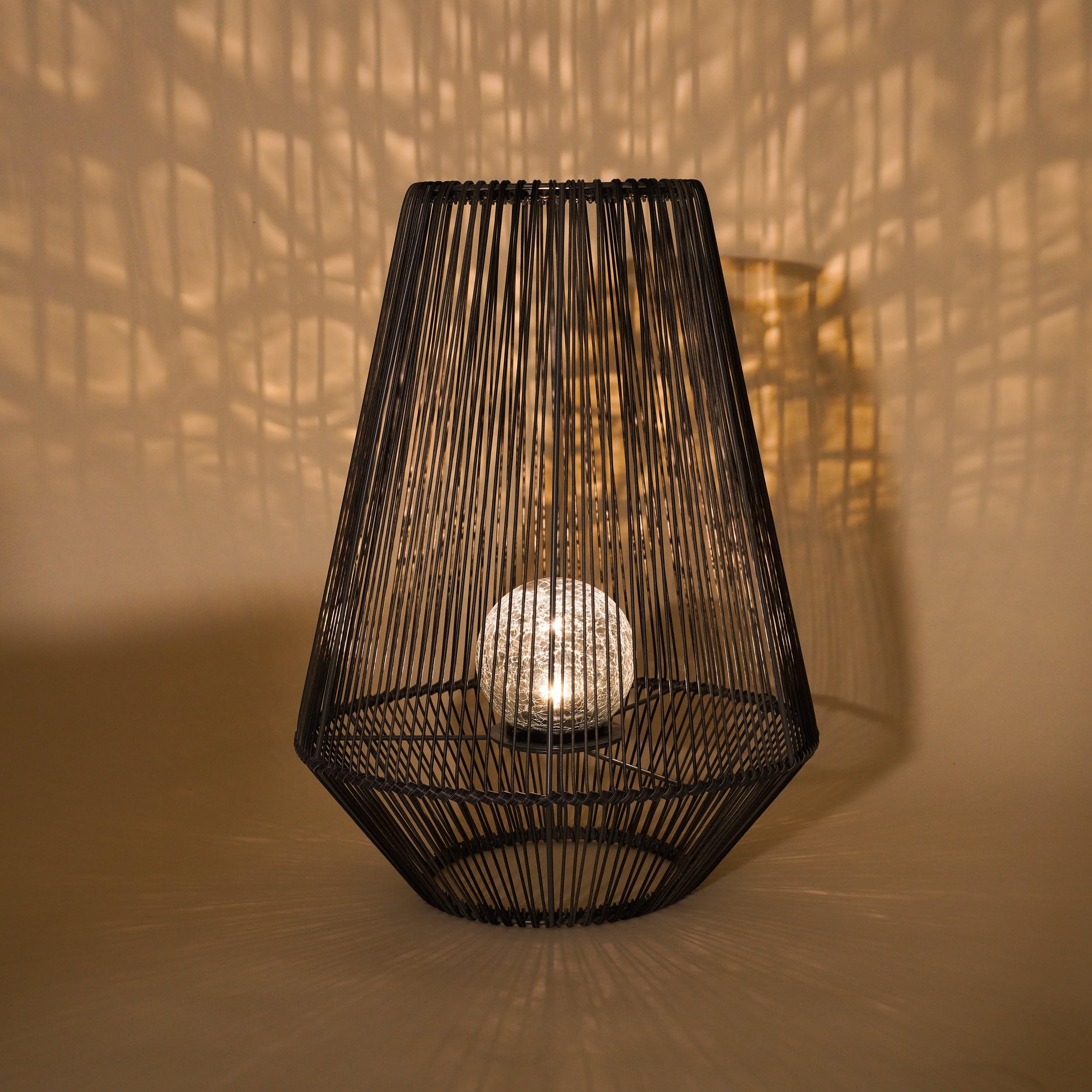 Esotec Solar Windlicht ILONA Rattan Windlicht für außen, Gartenlaterne mit Bruchglas Leuchtkugel, Gartendeko, Balkon Deko, H51cm 102208
