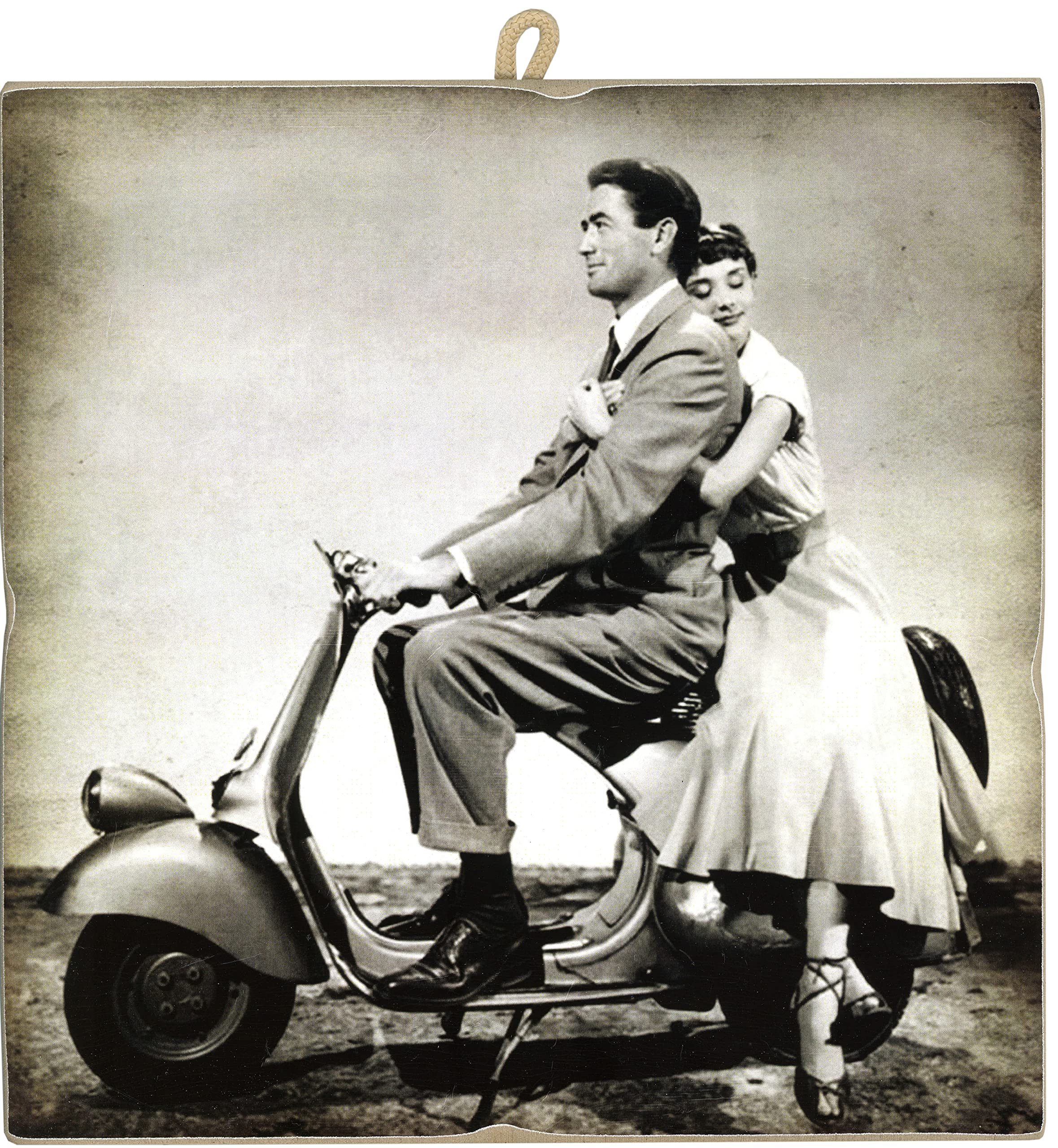 KUSTOM ART Vintage Style Picture Picture Gregory Peck and Audrey Hepburn in the Film Roman Holidays Collectible Print on Wood for Furniture Restaurant Pizzeria Bar Hotel