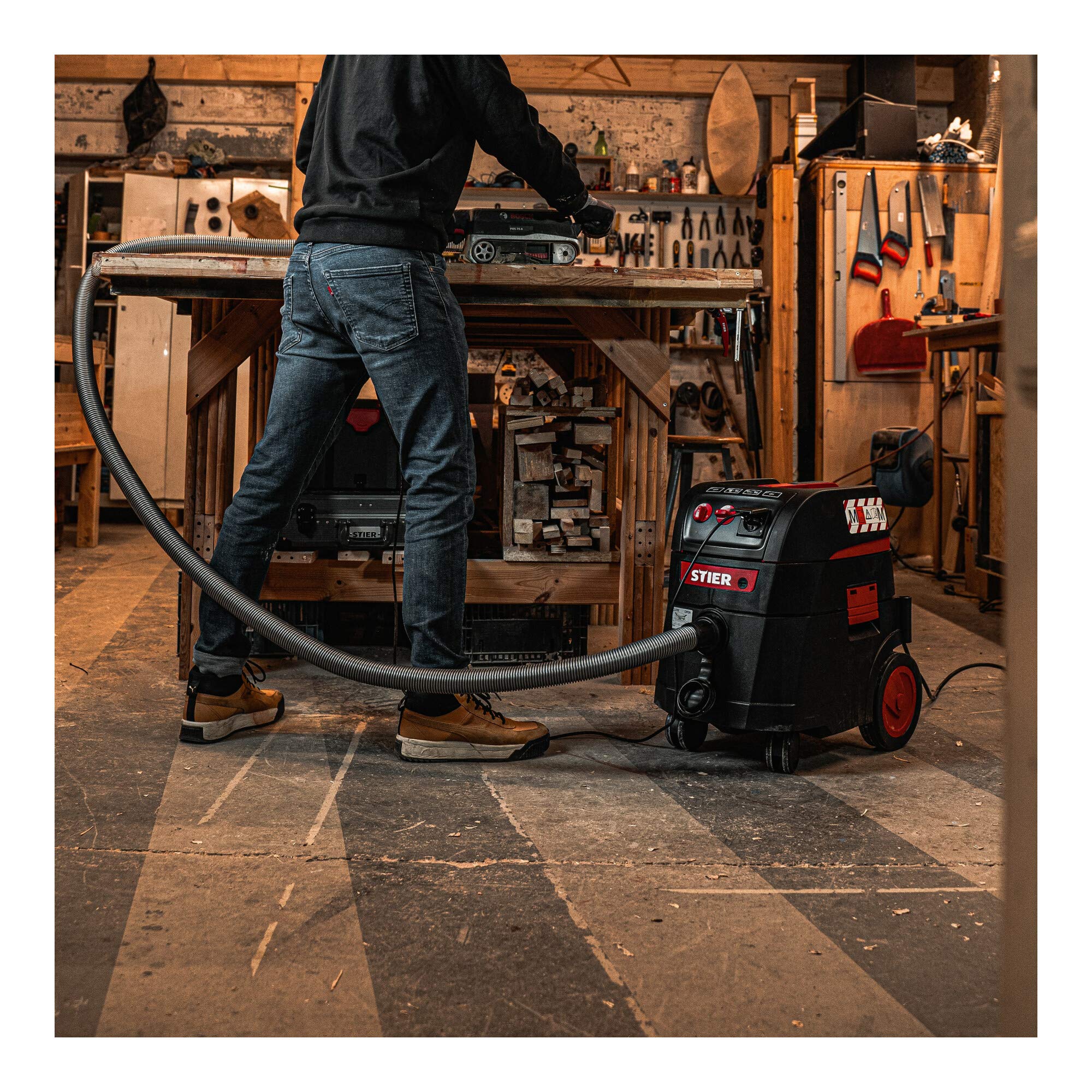 Aspirateur eau/poussières STIER ABS-35M Premium, 1 400 W, récipient de 35 l, rayon d'action de 13 m, nettoyage du filtre par impulsions, aspirateur certifié classe M, aspirateur d'atelier, aspirateur