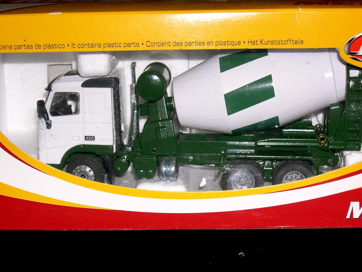 Volvo FH12-420 Cement Mixer, 1:50 Scale Die Cast Truck, Green and White, Vehicle Only, Adults
