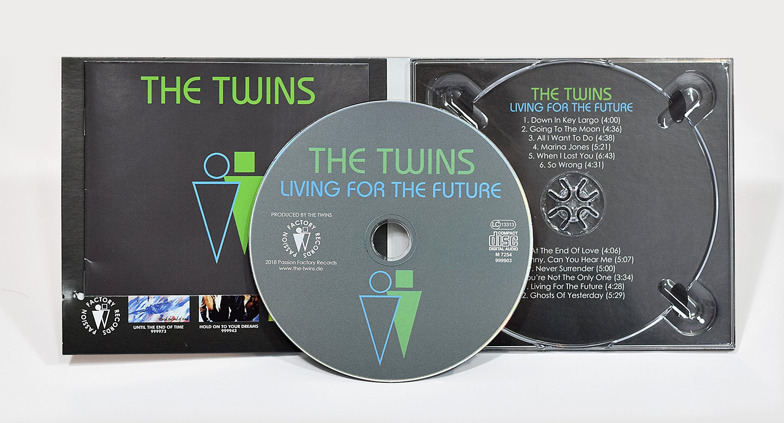 The Twins - Living for the future - limitierte Fanbox-handsigniert
