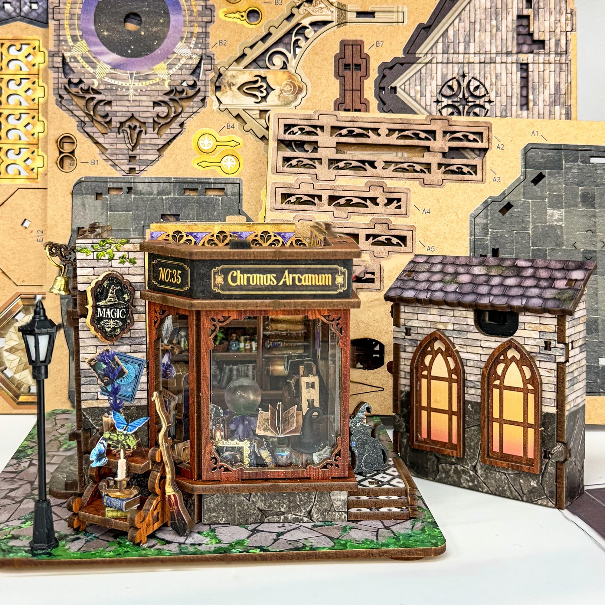 Book Nook - DIY Miniature House, Booknook con decorazione per libreria, modellismo da costruire per adulti - Time Magic Club