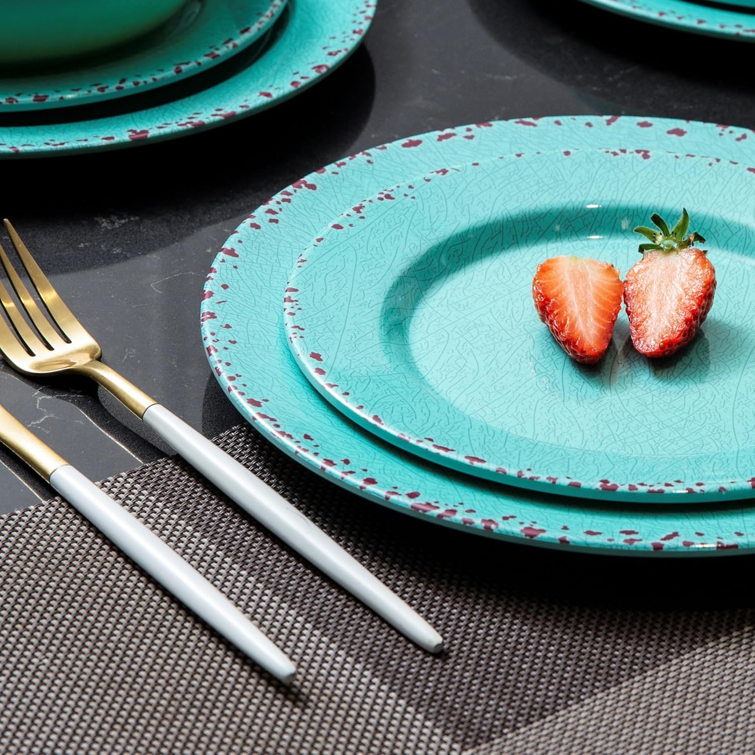 12 Pcs Melamine Dinnerware Sets, Kitchen Plates and Bowls Set, Camping Picninc Serving Dishes for Indoor Outdoor, Dinner Plates Dishwasher Safe, BPA Free, Unbreakable Round Plates, Turquoise