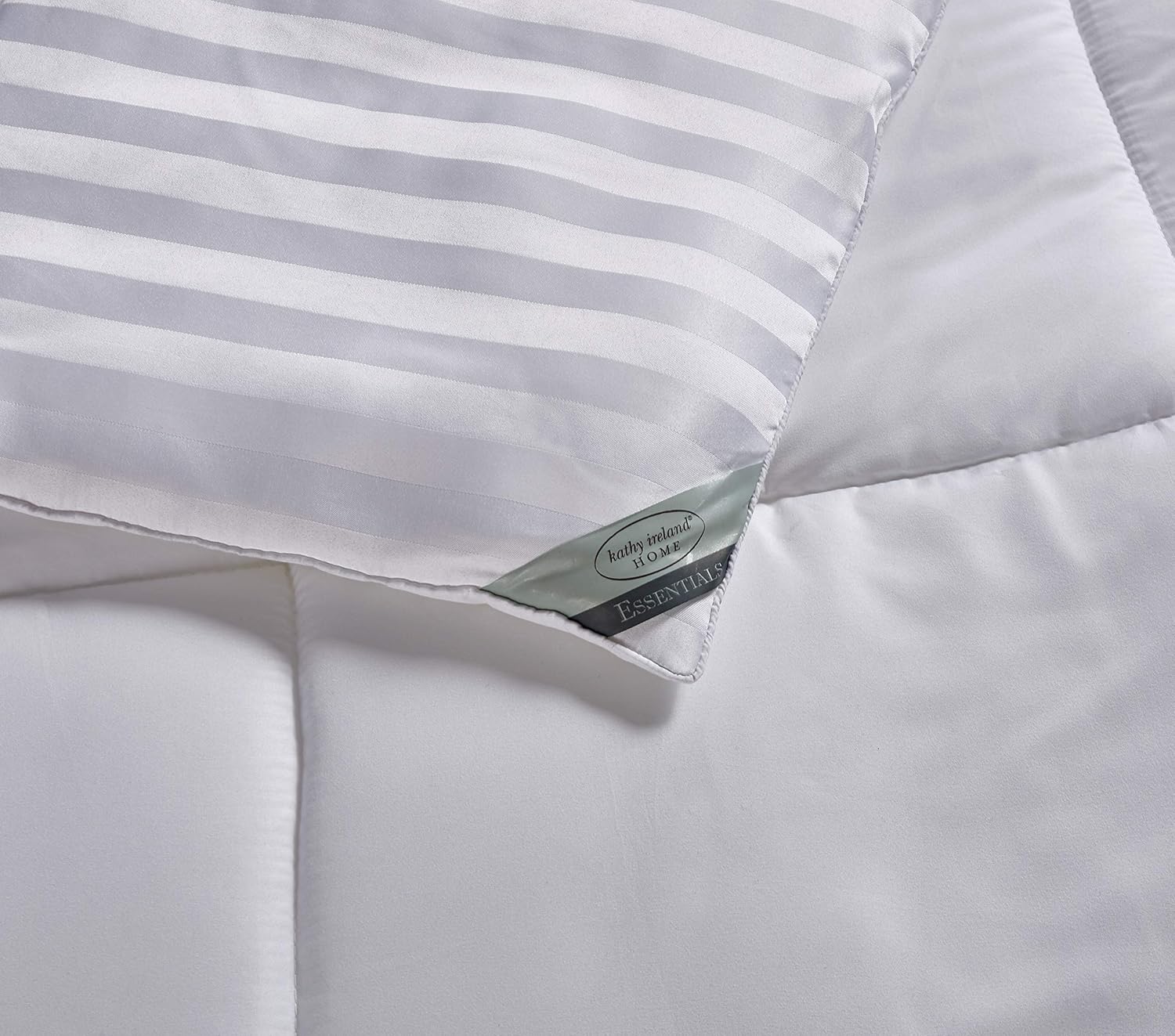 Blue Ridge Home Fashions Microfiber Damask Stripe/Solid 3-PC Reversible Down Alternative Comforter Set - All Season Warmth, Twin, White