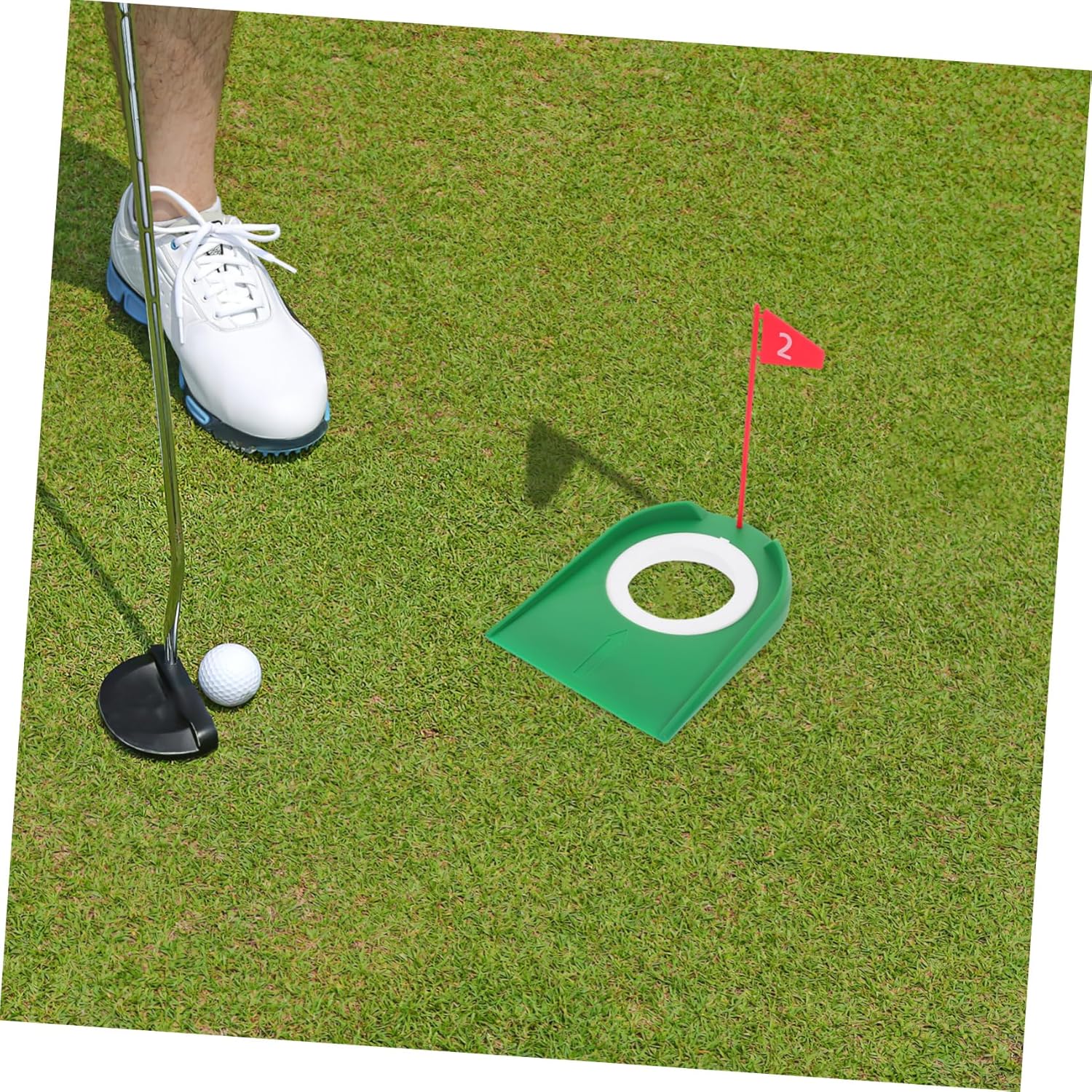 Toyvian 9pcs Golf Putting Cup Practice Indoor Outdoor Training Hole Cups with Flag for Skill Enhancement Home Office Golf Club