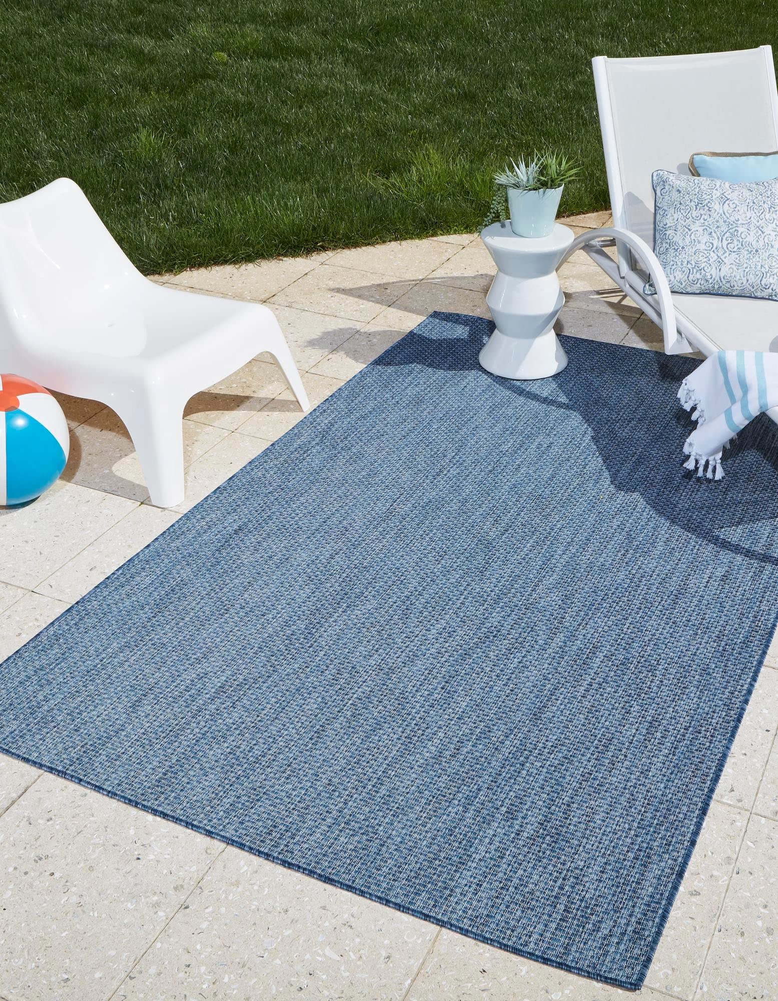 Rugs.com Outdoor Solid Collection Rug – 10' x 14' Blue Flatweave Rug Perfect for Living Rooms, Large Dining Rooms, Open Floorplans