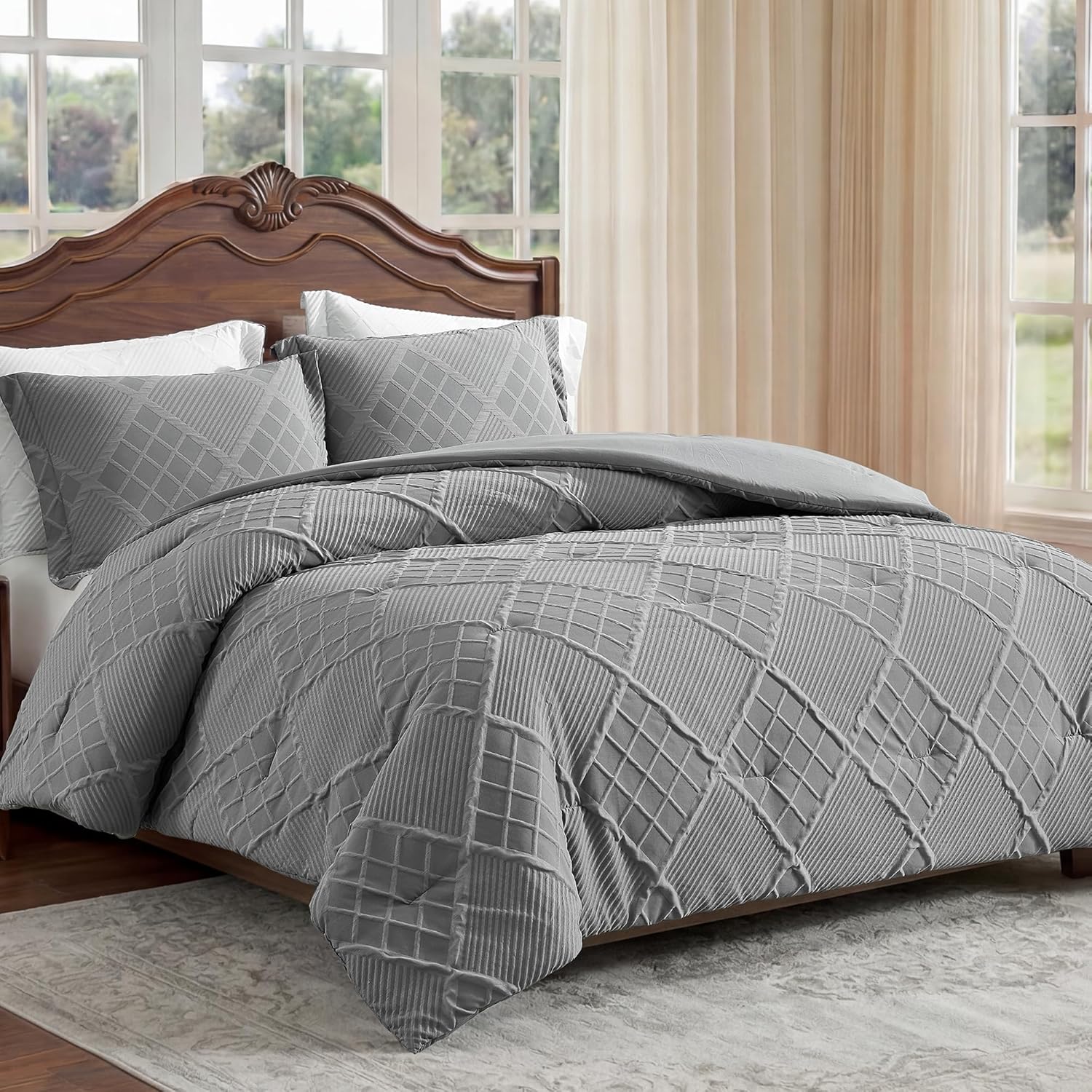 Amélie Home Twin Comforter Set, 2 Piece Grey Jacquard Bedding Set with 1 Pillow case, Soft Microfiber Diamond Design, Lightweight All-Season for Bedroom & Dorm