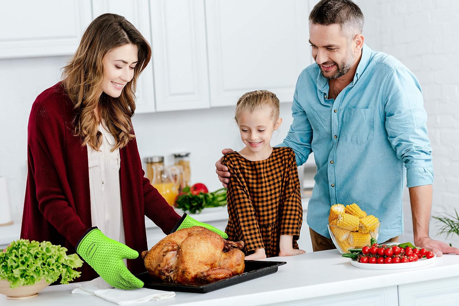 KITCHEN PERFECTION Silicone Smoker Oven Gloves -Extreme Heat Resistant BBQ Gloves-Handle Hot Food Right on Your Grill Fryer&Pit|Waterproof Grilling Cooking Baking Mitts |Superior Value Set +3 Bonuses : Patio, Lawn & Garden