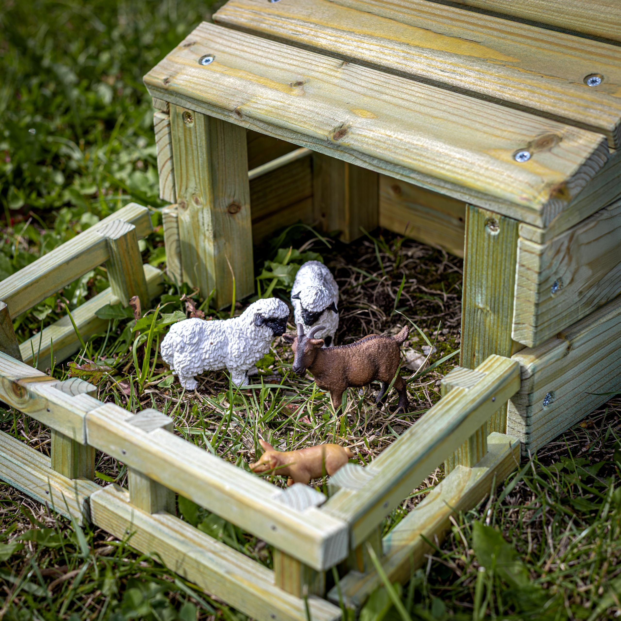 Erzi 41028 Fattoria in Legno per Bambini con Recinti e Scala | Gioco Creativo e Montessori | Accessorio per Animali e Personaggi | Fatto in Germania