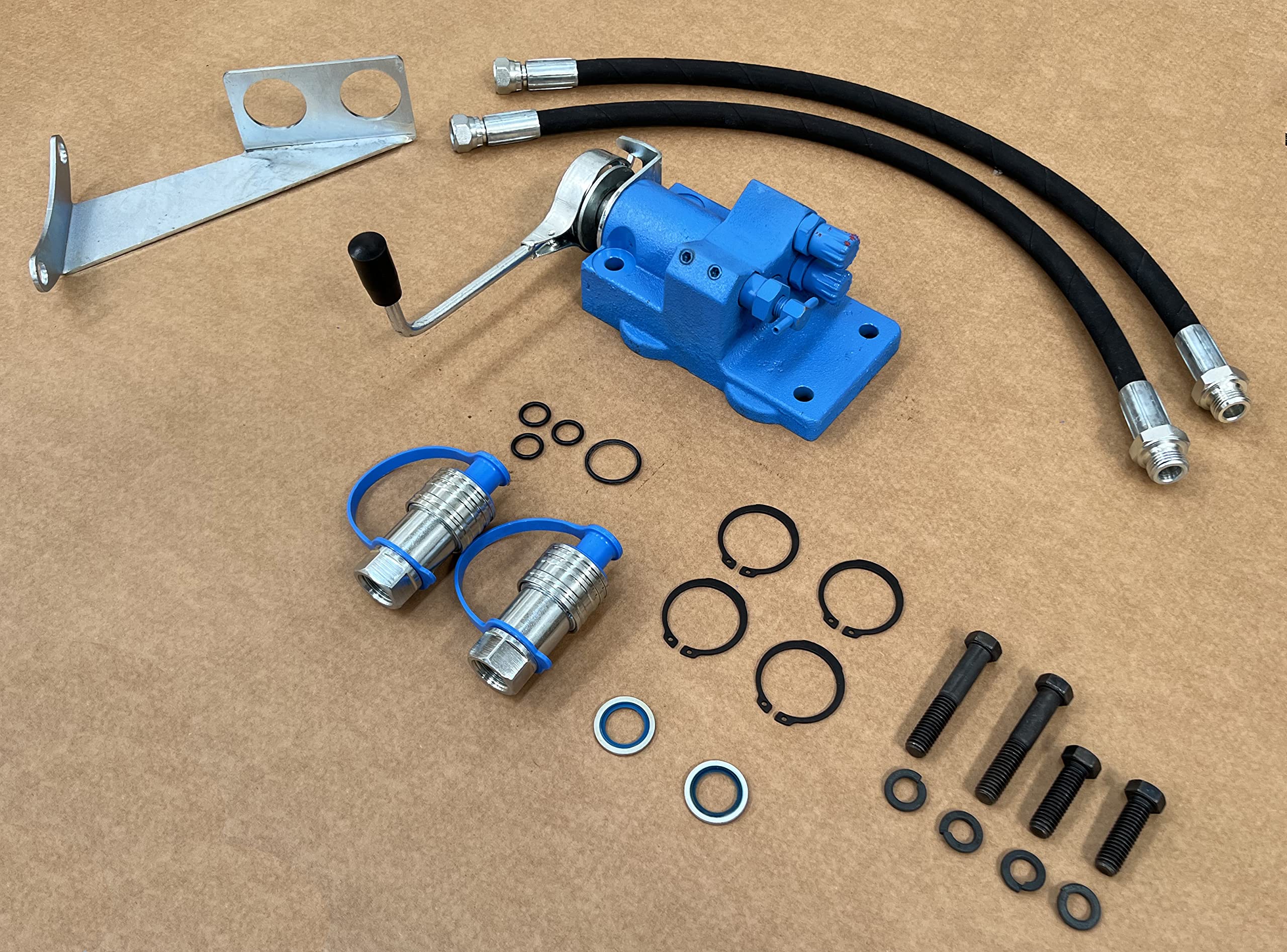 Kit Distributore Ausiliario 1 Leva Compatibile per Trattore Ford 5000, 5600, 6000, 6600, 7000, 7600 …