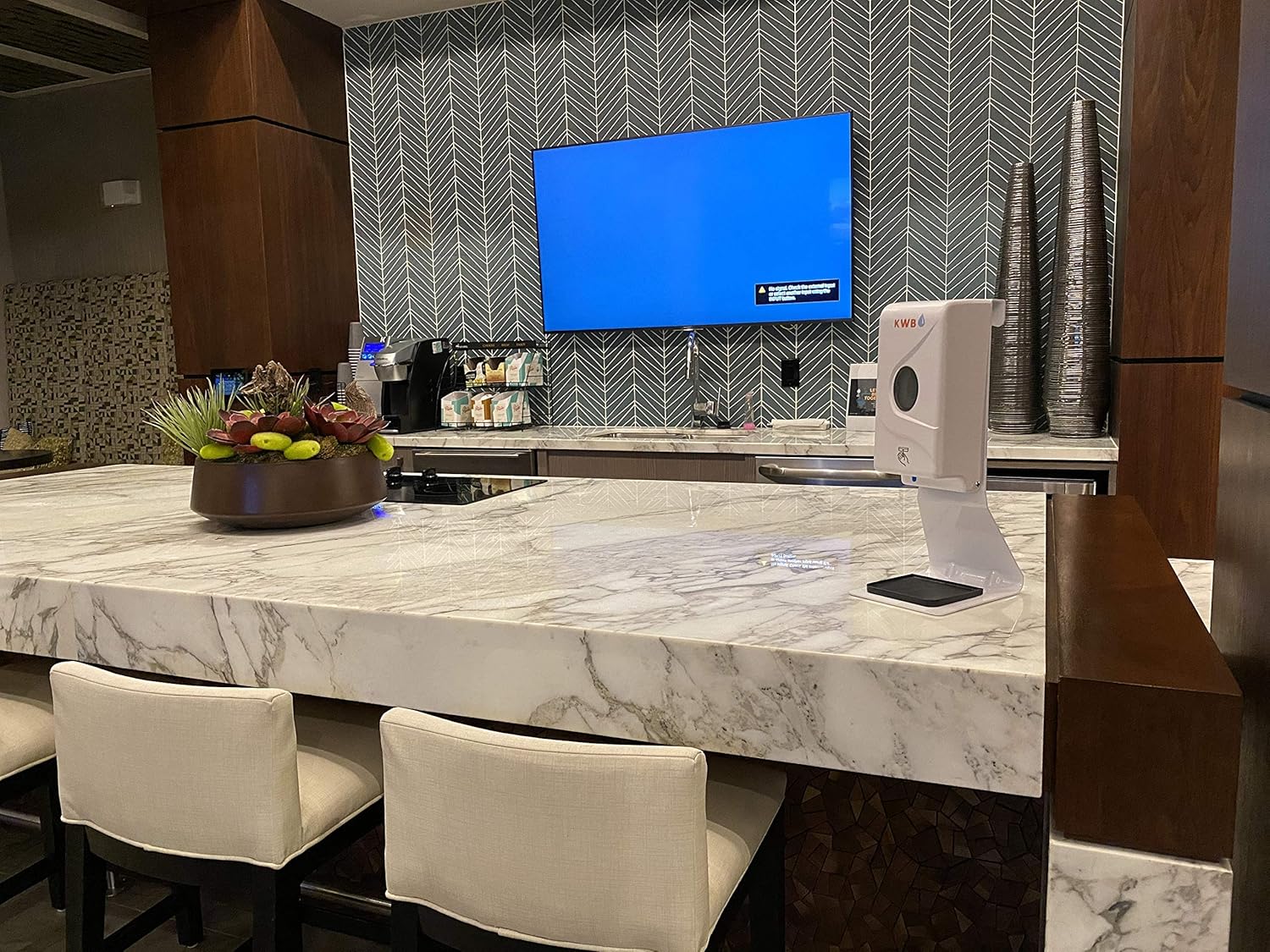 Tabletop/Countertop Soap and Sanitizer Dispenser Station, Touchless, 800ml: Industrial & Scientific